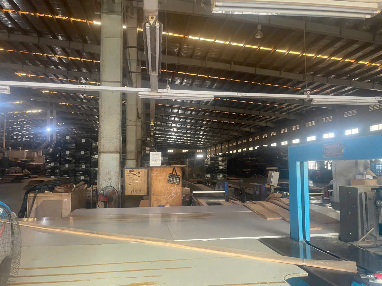 Nhà xưởng tổng dt 119000m2 phường Uyên Hưng, xã Tân Uyên, Bình Dương giá 450 tỷ Nhà xưởng tổng dt 119000m2 phường Uyên Hưng, xã Tân Uyên, Bình Dương giá 450 tỷ