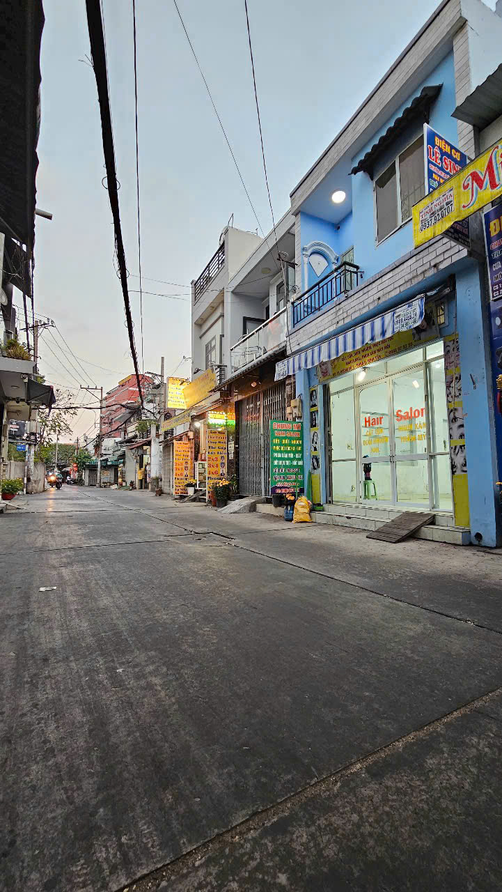 Nhà mặt tiền đường số 5, Bình Hưng Hòa A dt 40m2 1 lầu 2pn 1wc giá 4,45 tỷ Nhà mặt tiền đường số 5, Bình Hưng Hòa A dt 40m2 1 lầu 2pn 1wc giá 4,45 tỷ