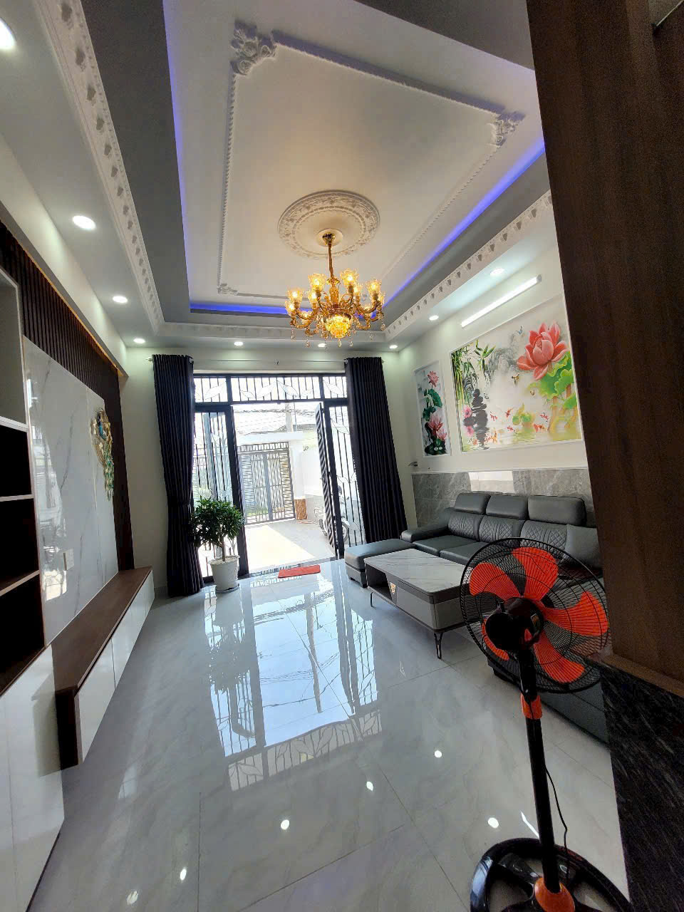 Nhà hẻm ấp Rừng Sến, Mỹ Hạnh Bắc, Đức Hòa, Long An dt dt 112,5m2 1 lầu 3pn 3wc giá 2,79 tỷ Nhà hẻm ấp Rừng Sến, Mỹ Hạnh Bắc, Đức Hòa, Long An dt dt 112,5m2 1 lầu 3pn 3wc giá 2,79 tỷ