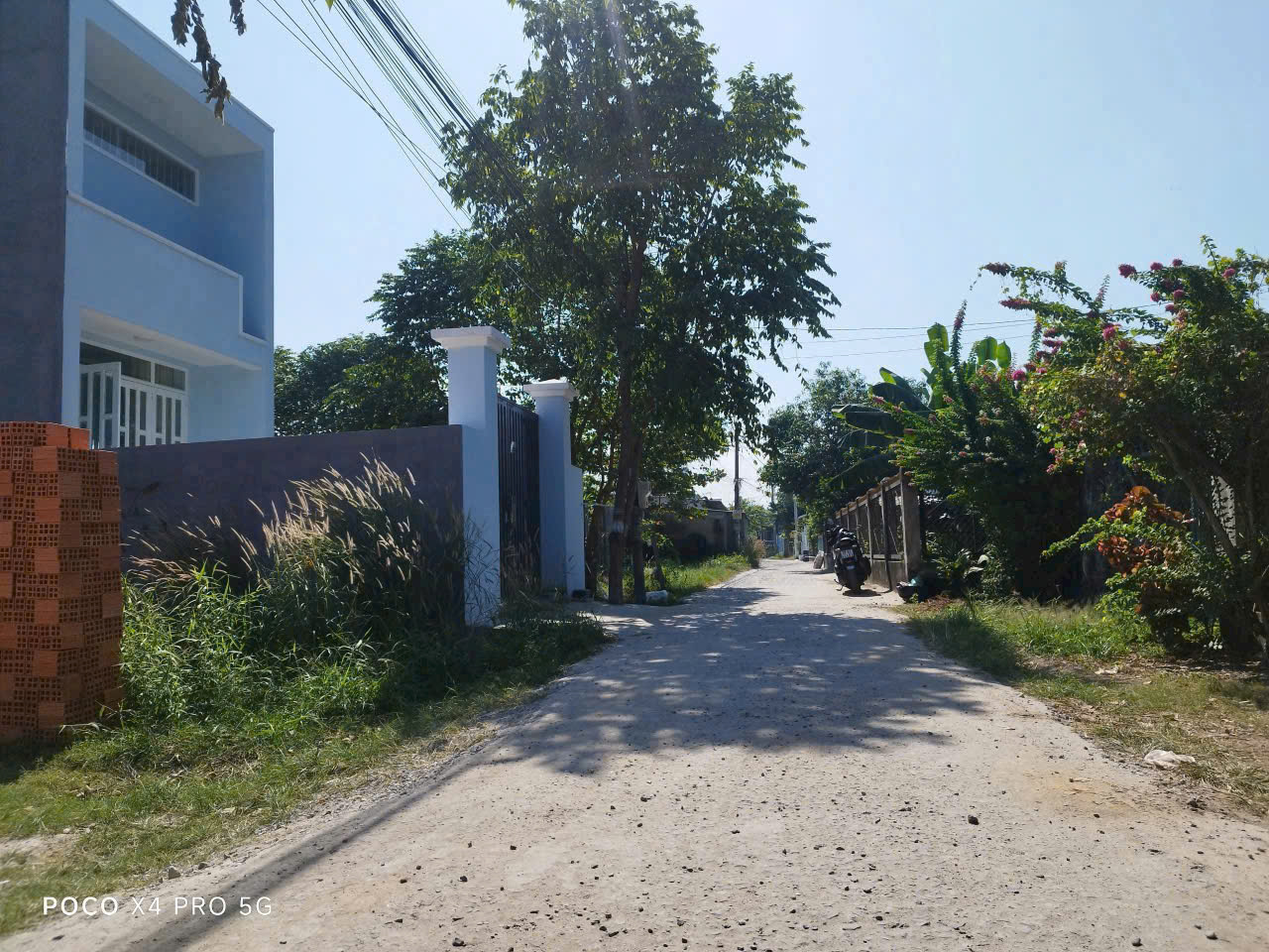 Nhà 2 xẹt hẻm Tỉnh Lộ 15, ấp 3, xã Tân Thạnh Đông, Củ Chi dt 150m2 1 lầu 3pn 2wc giá 2,8 tỷ 