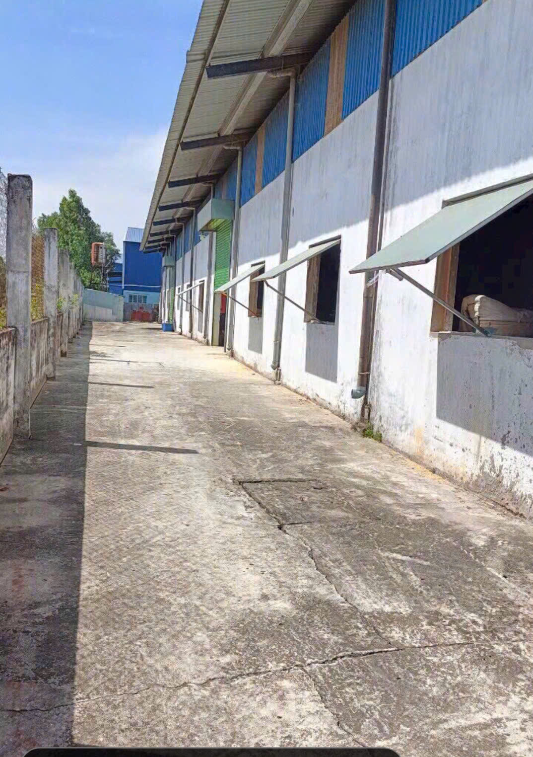 Nhà xưởng Đức Hòa tổng dt 5424m2 giá 29 tỷ