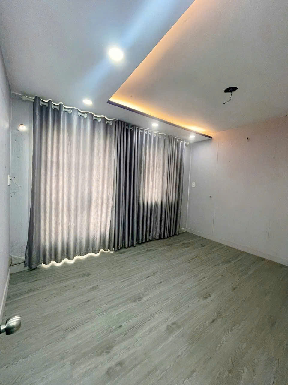 Nhà hẻm 2 xẹt 305 Lê Văn Quới,p Bình Trị Đông dt 36 m2 1 lầu 2pn 2wc giá 3,8 tỷ Nhà hẻm 2 xẹt 305 Lê Văn Quới,p Bình Trị Đông dt 36 m2 1 lầu 2pn 2wc giá 3,8 tỷ