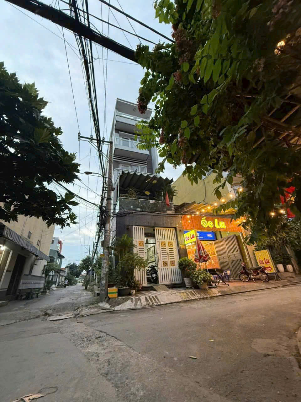 Nhà 2 xẹt hẻm góc 2 mặt tiền Quang Trung,p14,Gò Vấp dt 64m2 4 lầu 6pn 5wc giá 9,8 tỷ Nhà 2 xẹt hẻm góc 2 mặt tiền Quang Trung,p14,Gò Vấp dt 64m2 4 lầu 6pn 5wc giá 9,8 tỷ