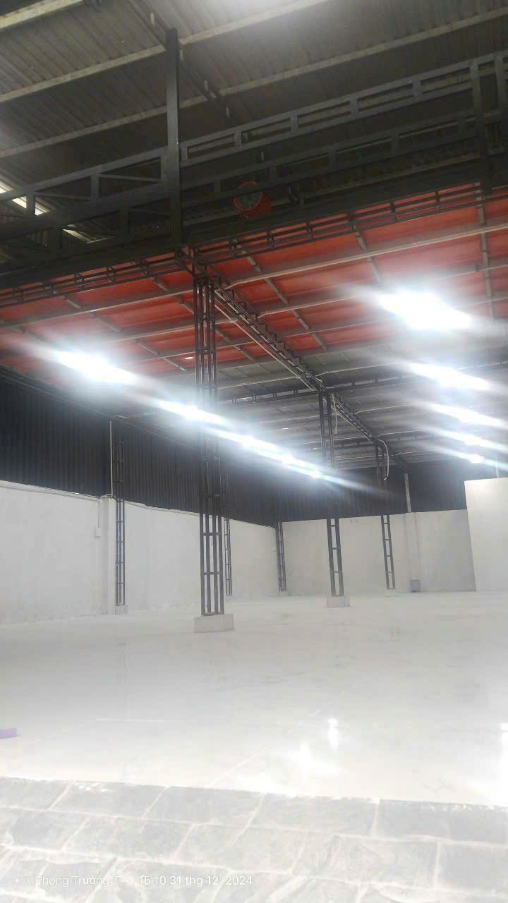 Nhà kho dt 191,5m2 phường Tân Thới Nhất quận 12 giá 10,2 tỷ