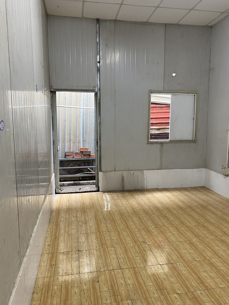 Cho thuê nhà Bình quới rộng có sân 60m2 lâu dài. Giá rẻ 4.5tr/Tháng.