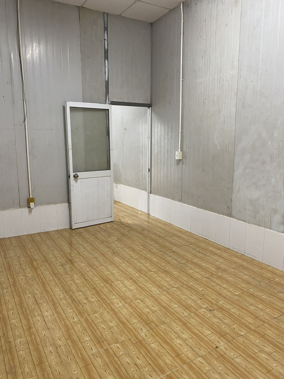 Cho thuê nhà Bình quới rộng có sân 60m2 lâu dài. Giá rẻ 4.5tr/Tháng.