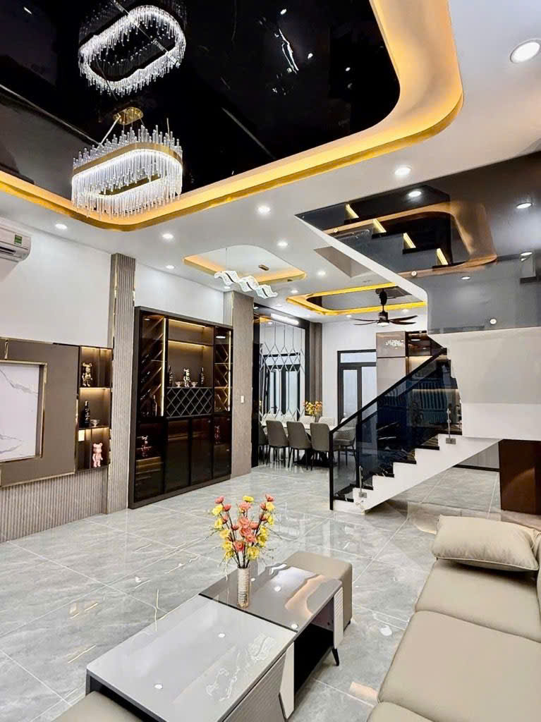 BÁN NHÀ 3 LẦU HUỲNH TẤN PHÁT - DT 64m2 - NGAY CHỢ PHÚ XUÂN - GIÁ 5.5X TỶ
BÁN NHÀ 3 LẦU HUỲNH TẤN PHÁT - DT 64m2 - NGAY CHỢ PHÚ XUÂN - GIÁ 5.5X TỶ