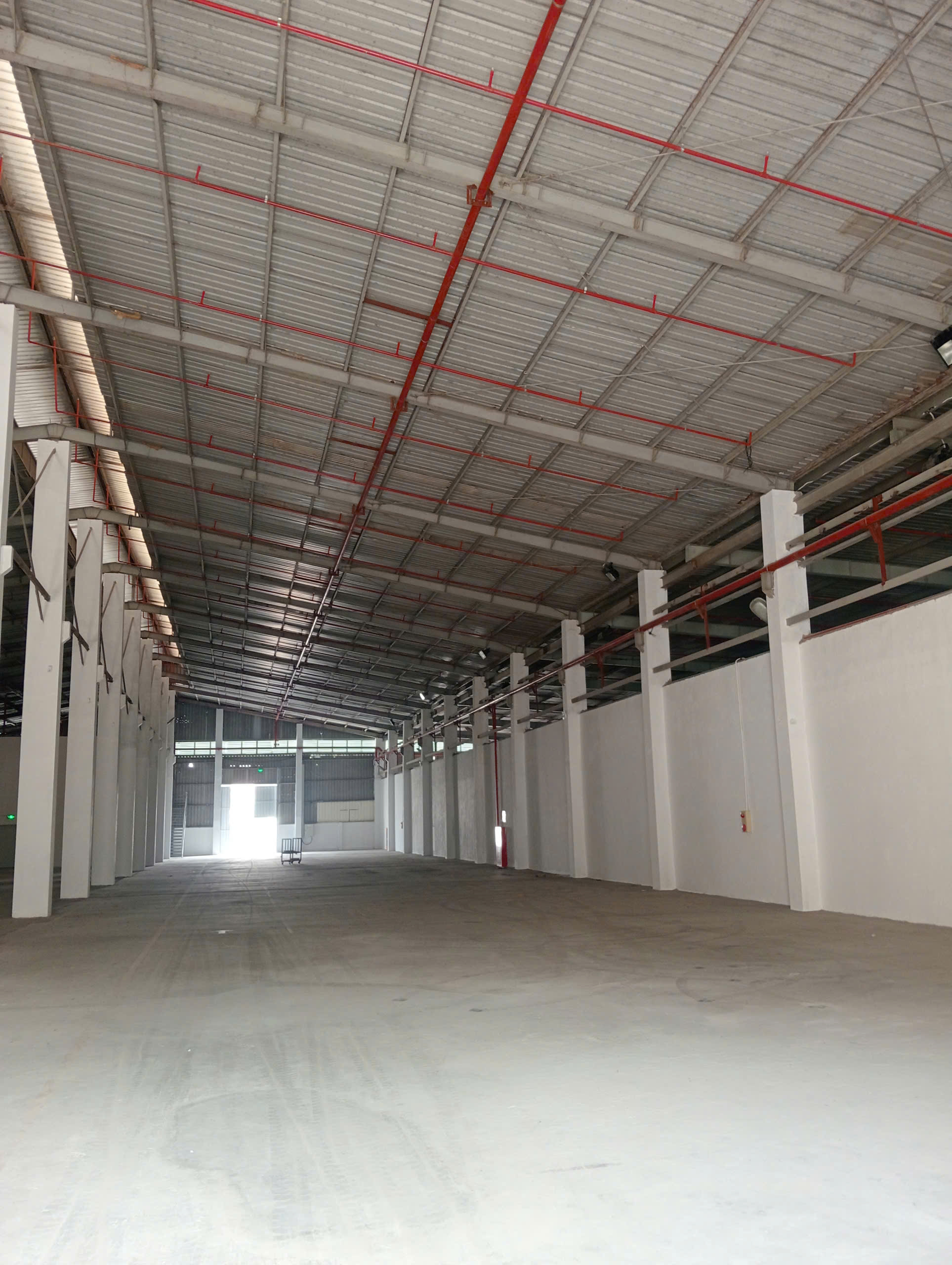 KHO, XƯỞNG 2700m2 Xã QUANG MINH. HÀ NỘI. PCCC TỰ ĐỘNG.