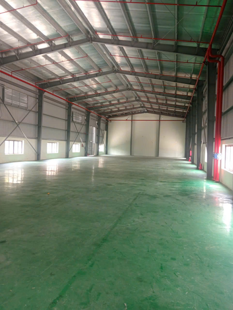 CHO THUÊ KHO XƯỞNG 900m² Tại KCN THANH LIÊM – PCCC Tự Động, Nền Epoxy CHO THUÊ KHO XƯỞNG 900m² Tại KCN THANH LIÊM – PCCC Tự Động, Nền Epoxy