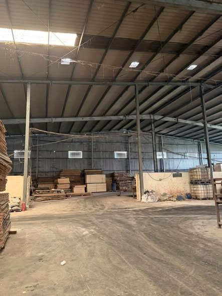 CHO THUÊ KHO XƯỞNG 1000m² Tại VIỆT HÙNG - ĐÔNG ANH, Giá Tốt, Xe Container Tận Nơi