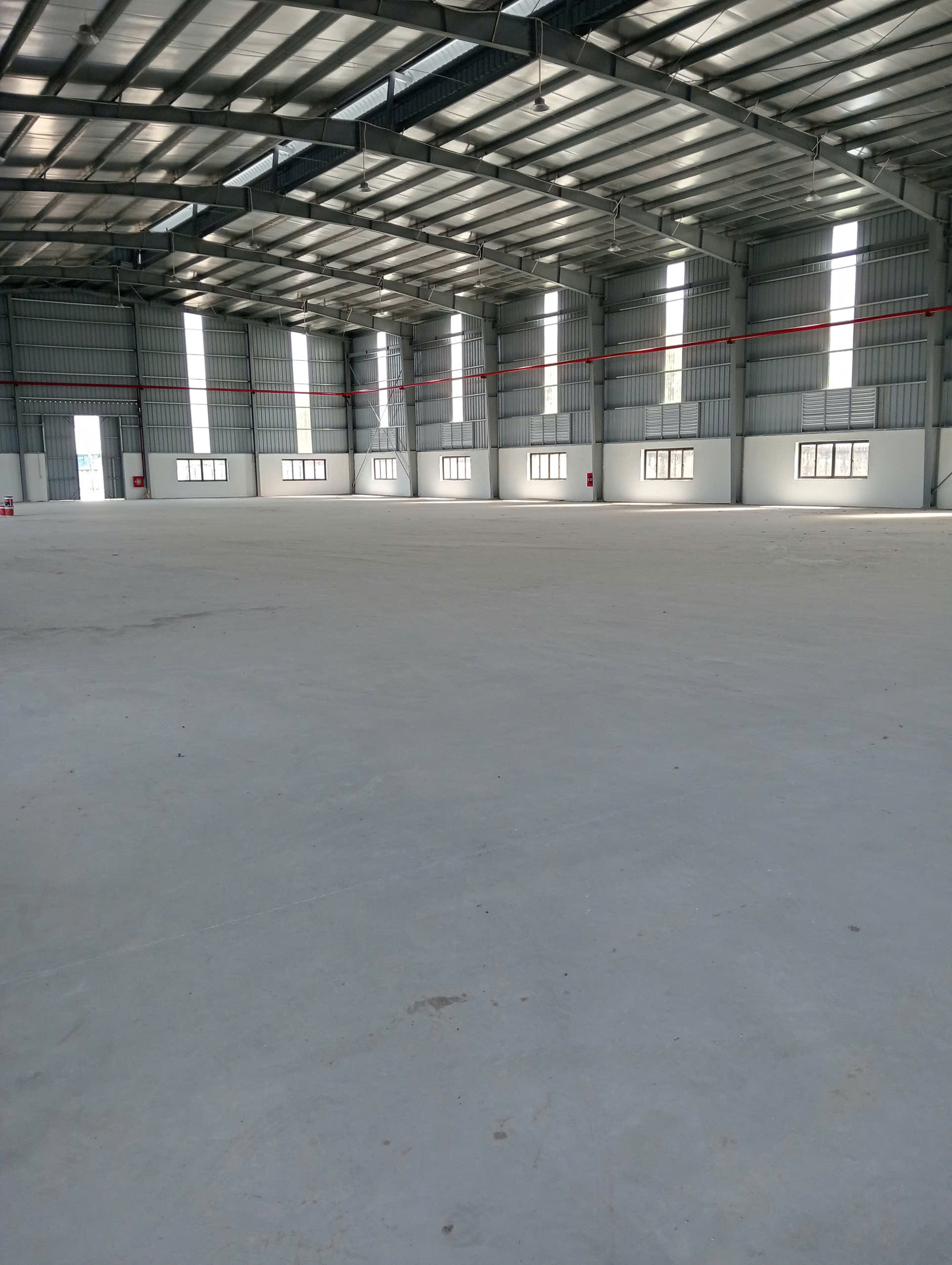 CHO THUÊ KHO XƯỞNG MAI LÂM - ĐÔNG ANH - XE CONTAINER VÀO TẬN CỬA