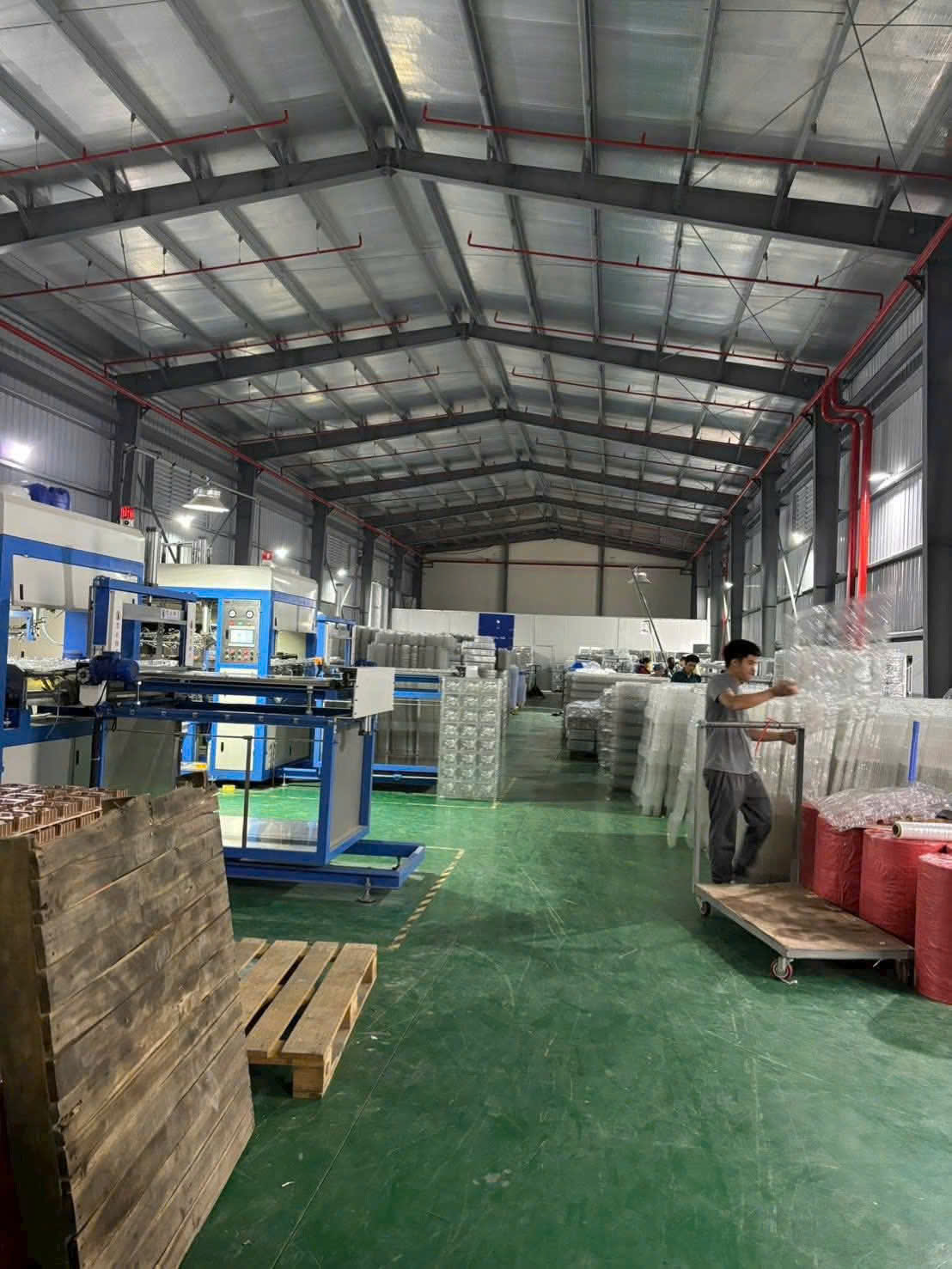 CHO THUÊ KHO XƯỞNG 900m² Tại KCN THANH LIÊM – PCCC Tự Động, Nền Epoxy CHO THUÊ KHO XƯỞNG 900m² Tại KCN THANH LIÊM – PCCC Tự Động, Nền Epoxy