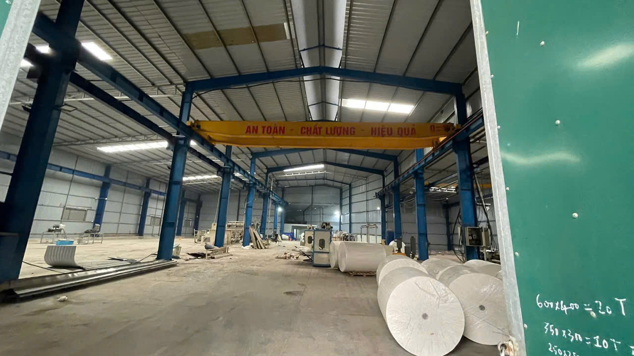 CHO THUÊ 900m2 KHO, XƯỞNG TẠI TÂN MINH. SÓC SƠN. Xe Container vào tận cửa CHO THUÊ 900m2 KHO, XƯỞNG TẠI TÂN MINH. SÓC SƠN. Xe Container vào tận cửa