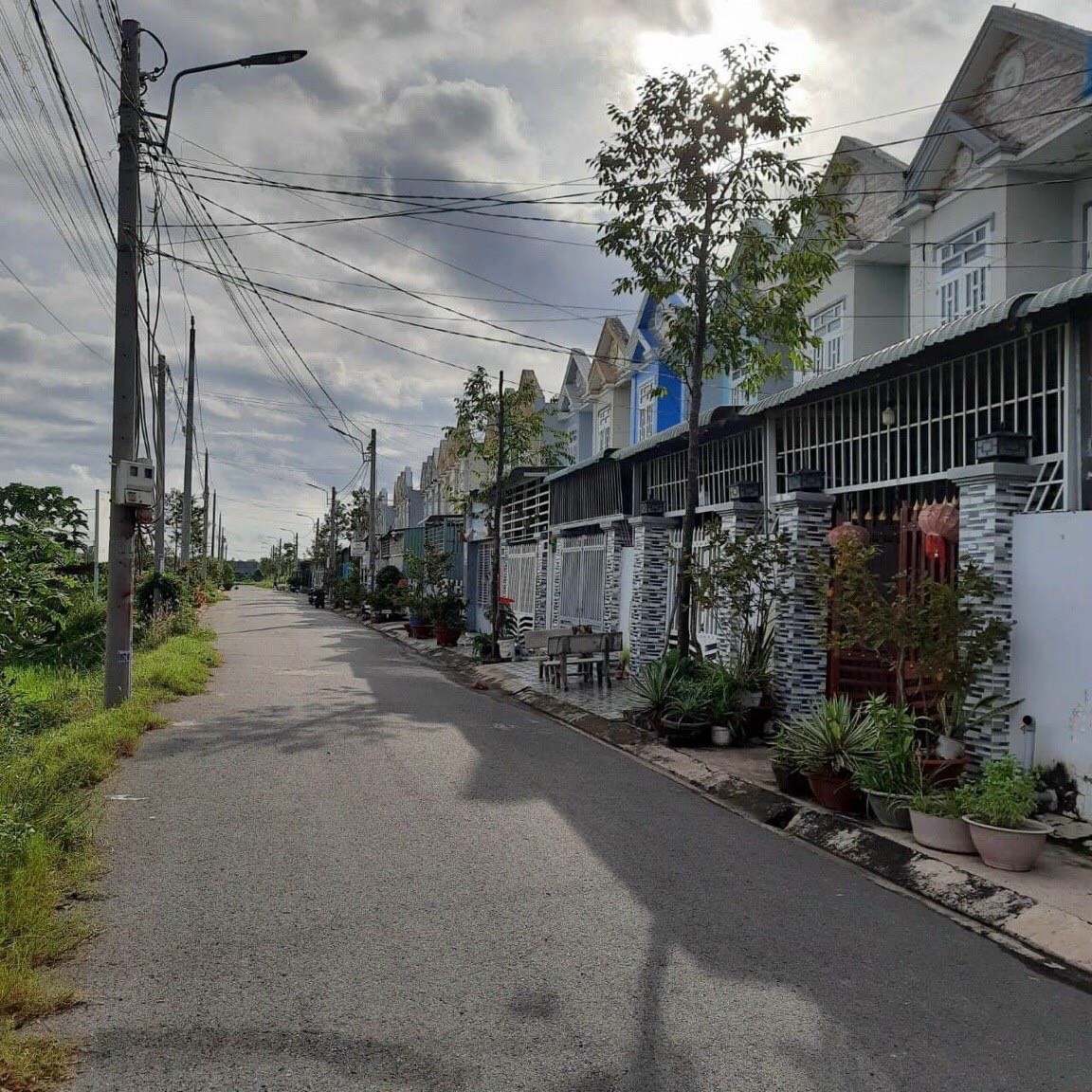 Chủ cần bán gấp 83m2 nền đẹp kdc AN PHÚ CENTER giá rẻ mua đầu tư kiếm lời 750tr Chủ cần bán gấp 83m2 nền đẹp kdc AN PHÚ CENTER giá rẻ mua đầu tư kiếm lời 750tr