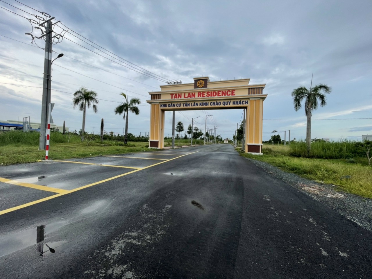 Đất nền 64m2 mt đường nhựa 12m kdc Tân Lân Residence giá rẻ đầu tư 1 tỏi 2 Đất nền 64m2 mt đường nhựa 12m kdc Tân Lân Residence giá rẻ đầu tư 1 tỏi 2