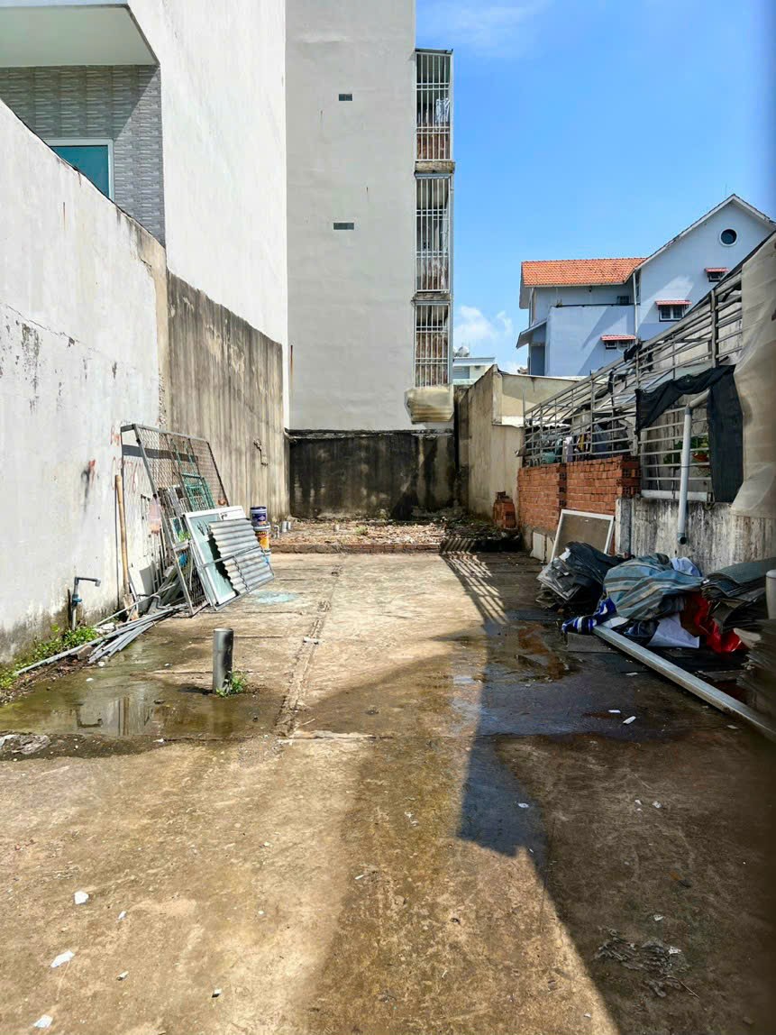 Bán đất mặt tiền Lê Văn Thịnh nối dài Quận 2 giá 11,5 tỷ