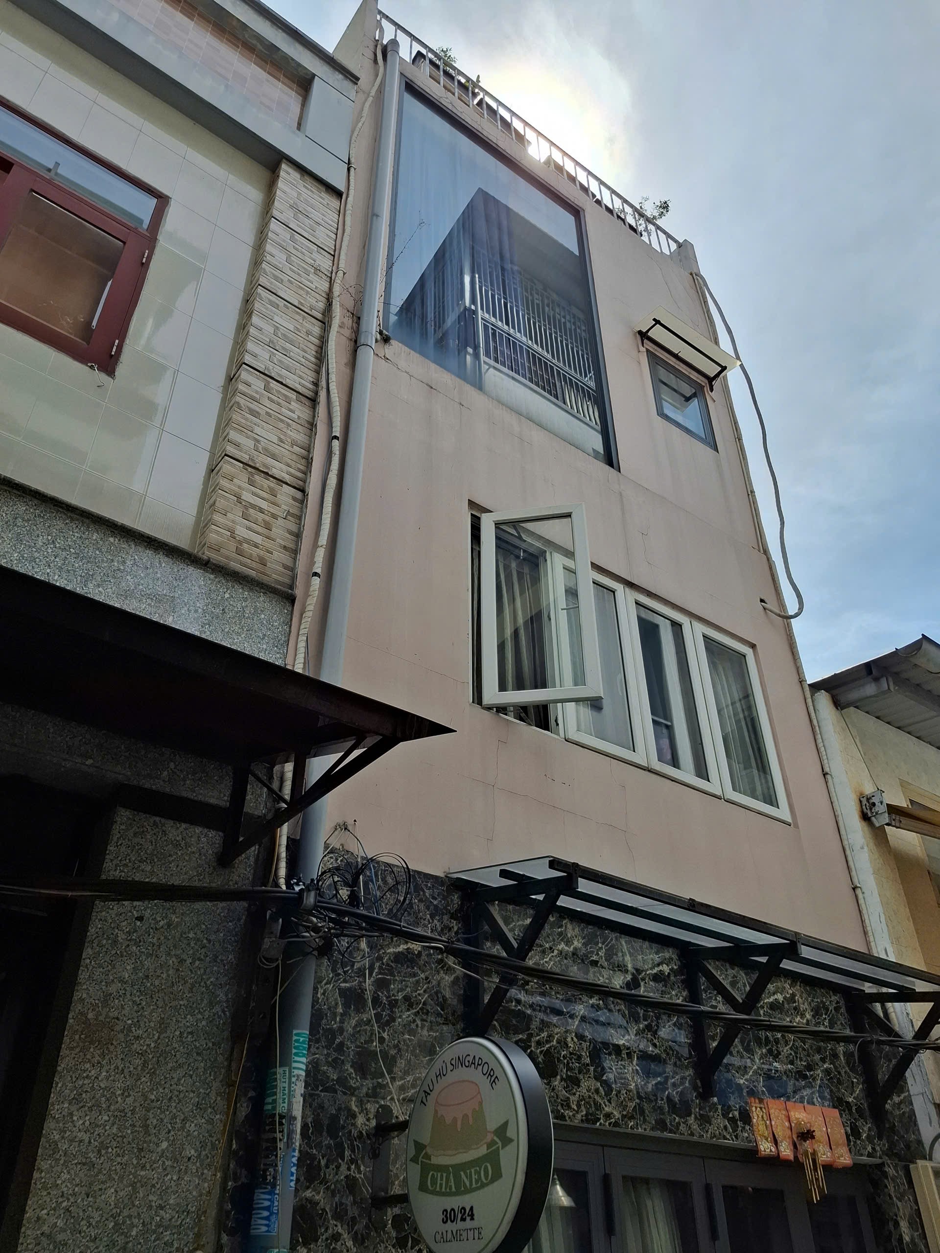 Bán nhà đường Calmette Quận 1 giá 10,6 tỷ