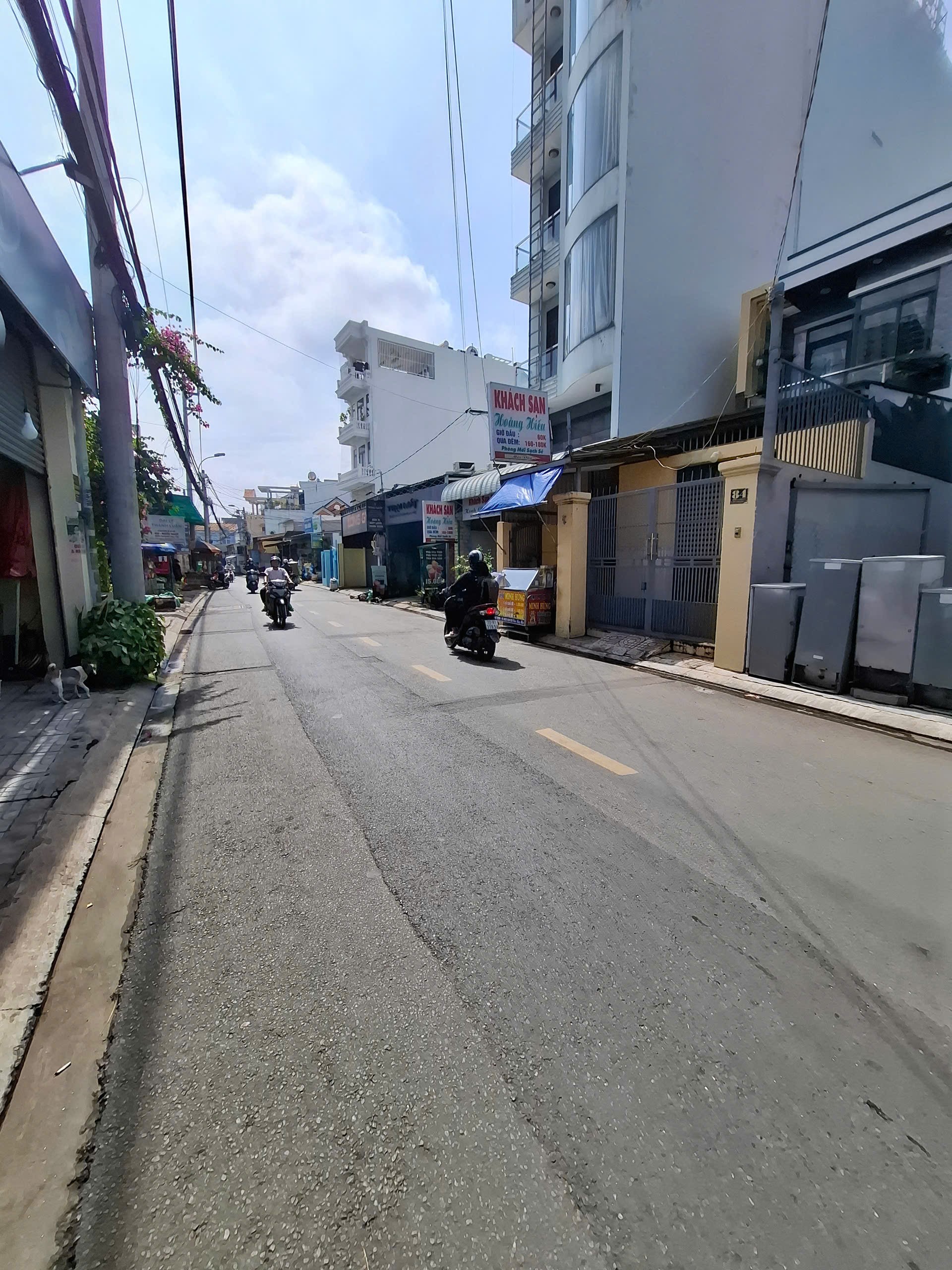 Bán đất mặt tiền đường 42 Bình Trưng Đông Tp Thủ Đức giá 9,5 tỷ