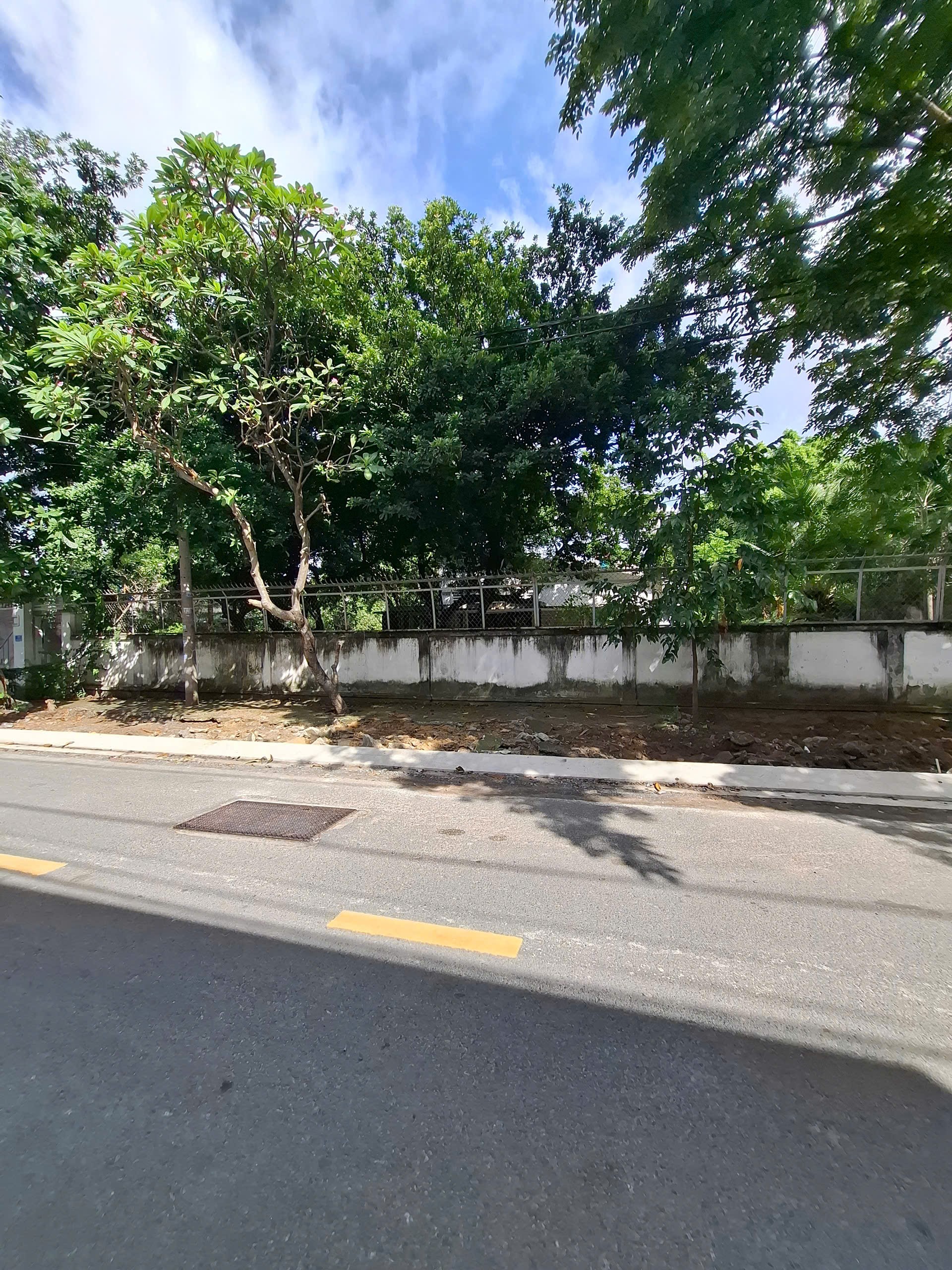 Bán đất mặt tiền Công Lý quận Thủ Đức cũ giá 120 tỷ