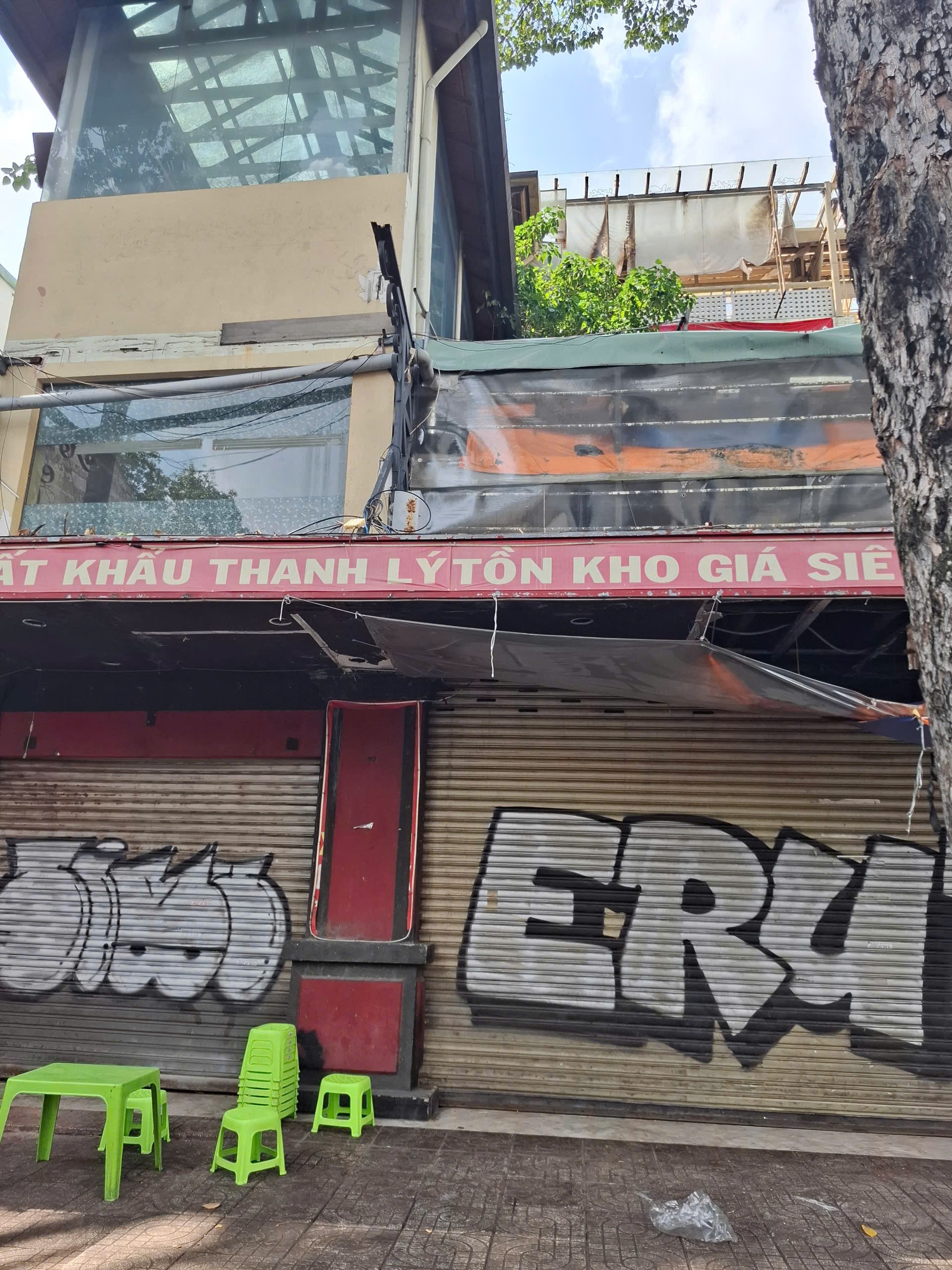 Bán đất mặt tiền đường Nguyễn Trãi phường 2 Quận 5 giá 400 tỷ