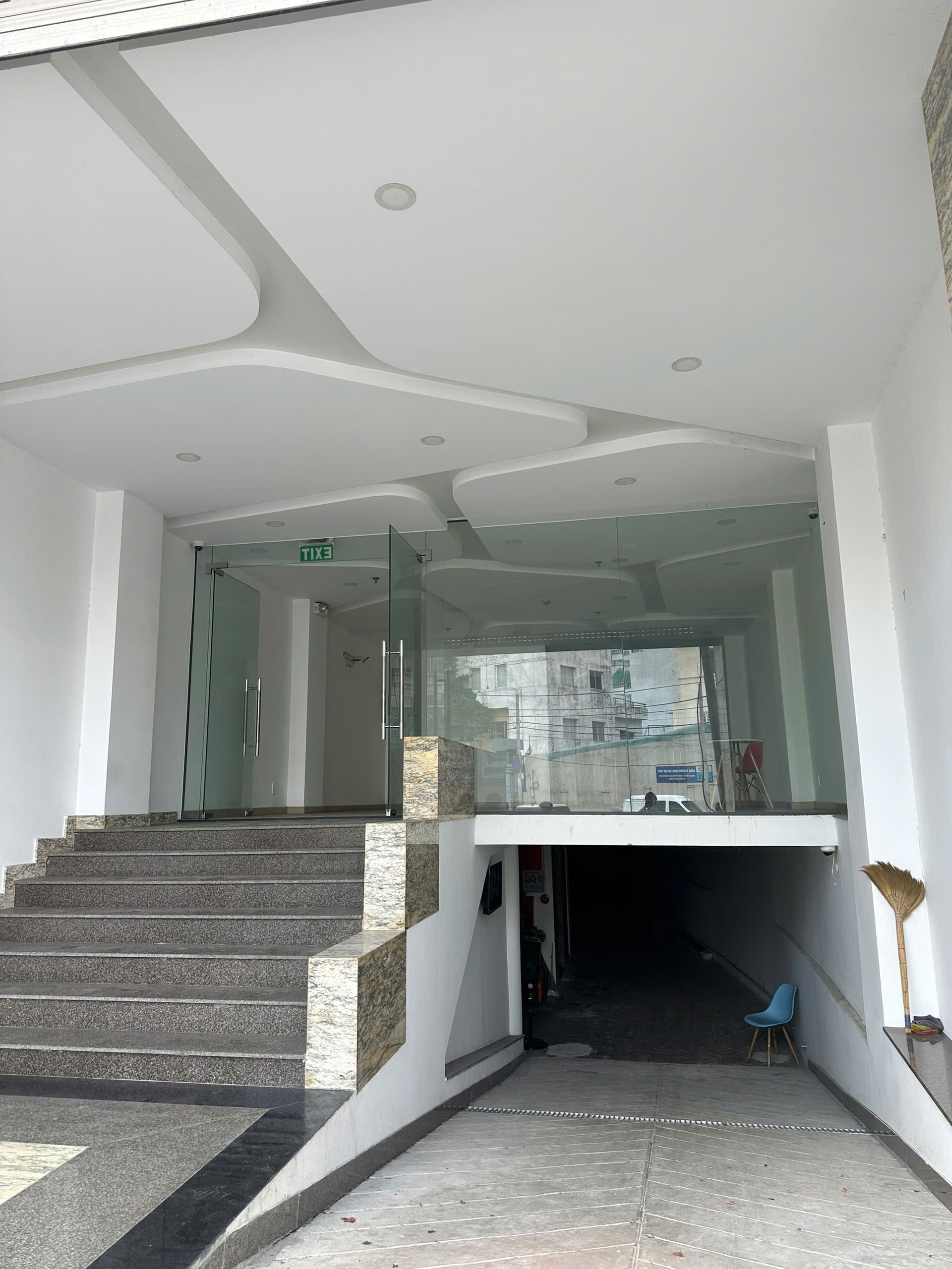 Bán tòa nhà mặt tiền Bùi Hữu Nghĩa Bình Thạnh giá 81 tỷ