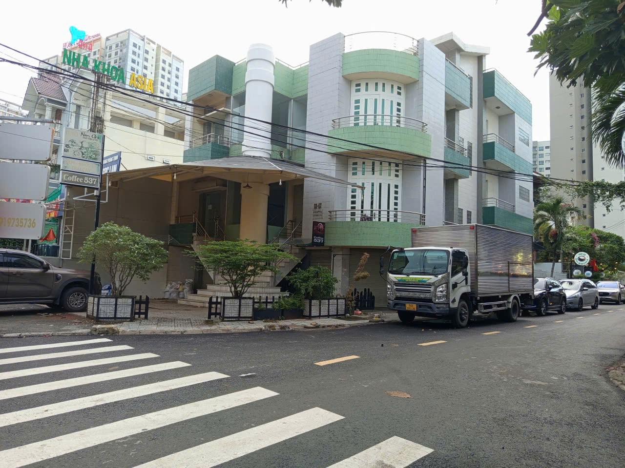 Bán nhà mặt tiền Nguyễn Duy Trinh Quận 2 giá 105 tỷ