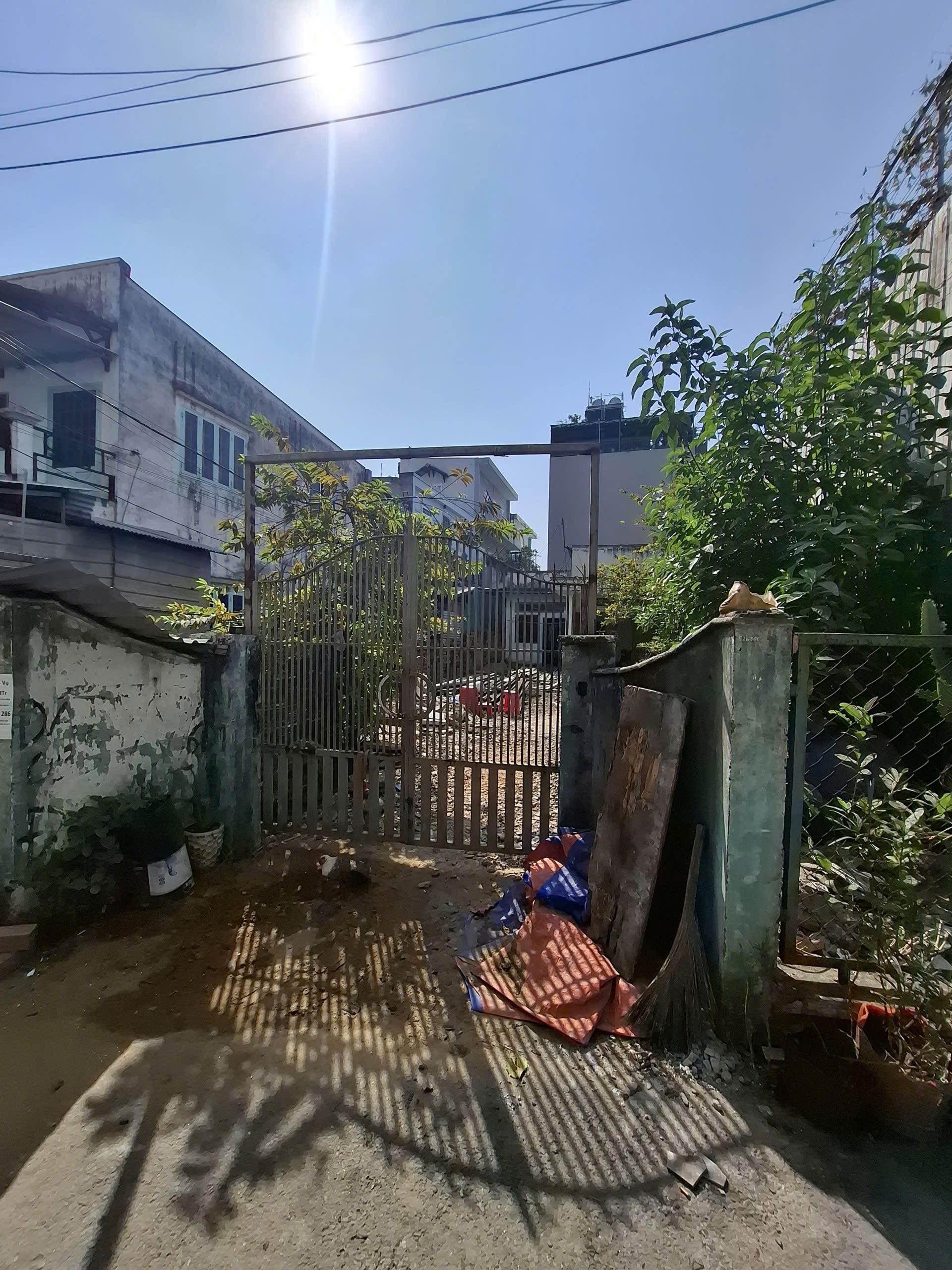 Bán đất hẻm 3,5m Nguyễn Tư Nghiêm Quận 2 cũ  giá 11 tỷ