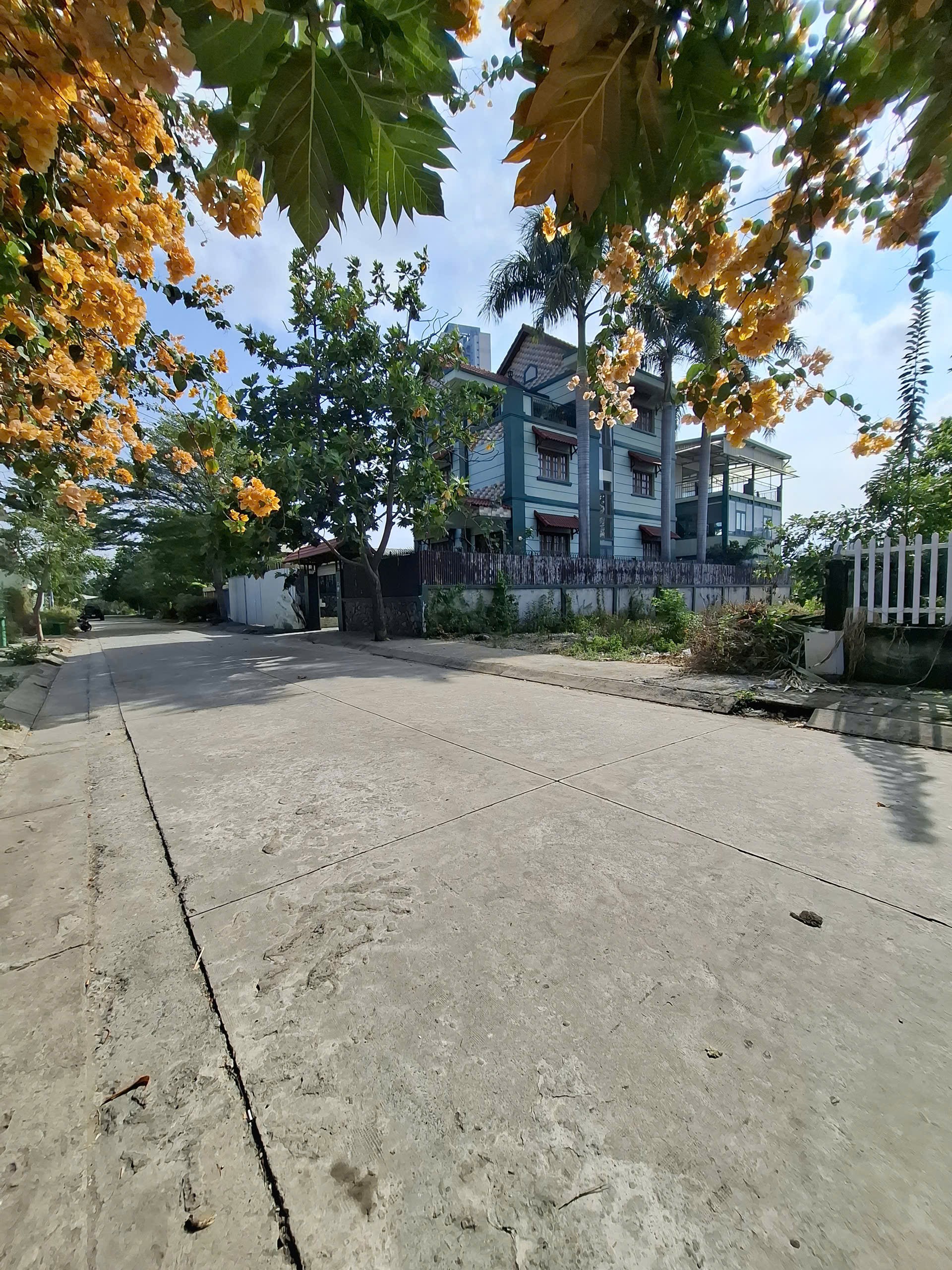 Bán đất biệt thự đường 38 Bình Trưng Tây Quận 2 giá 37,6 tỷ