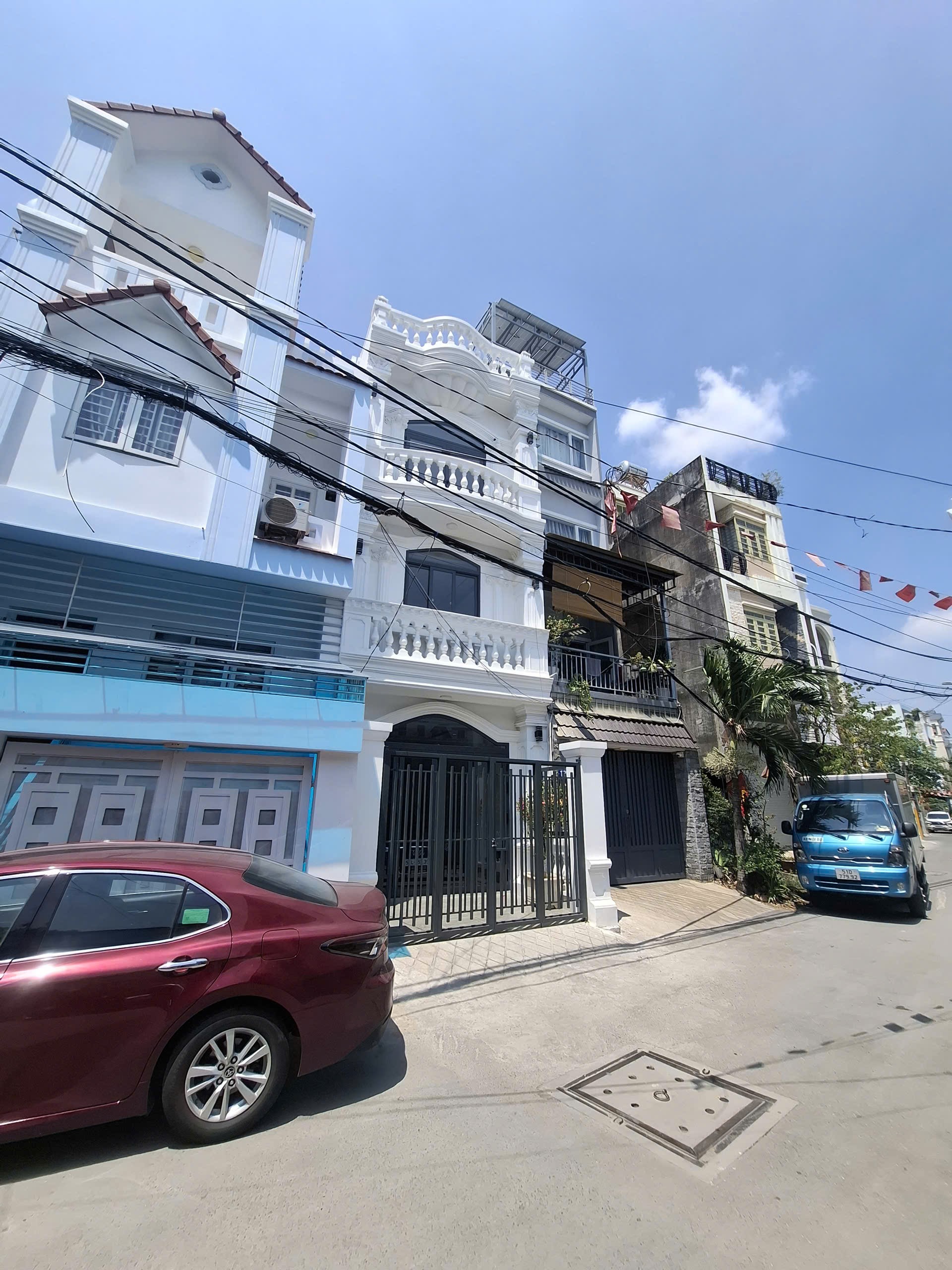 Bán nhà mặt tiền đường 42 Bình Trưng Tây Tp Thủ Đức giá 10,5 tỷ