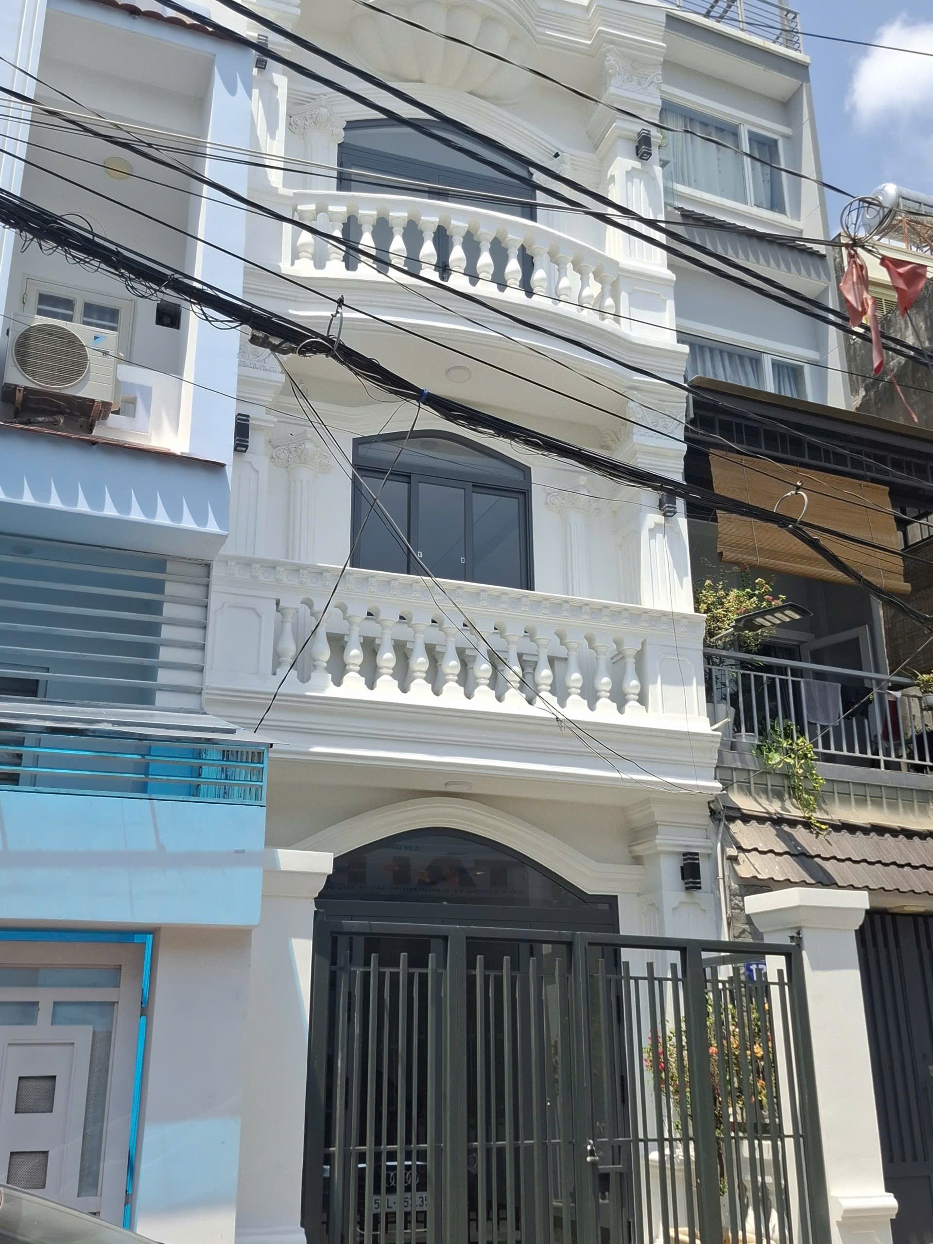 Bán nhà mặt tiền đường 42 Bình Trưng Tây Tp Thủ Đức giá 10,5 tỷ