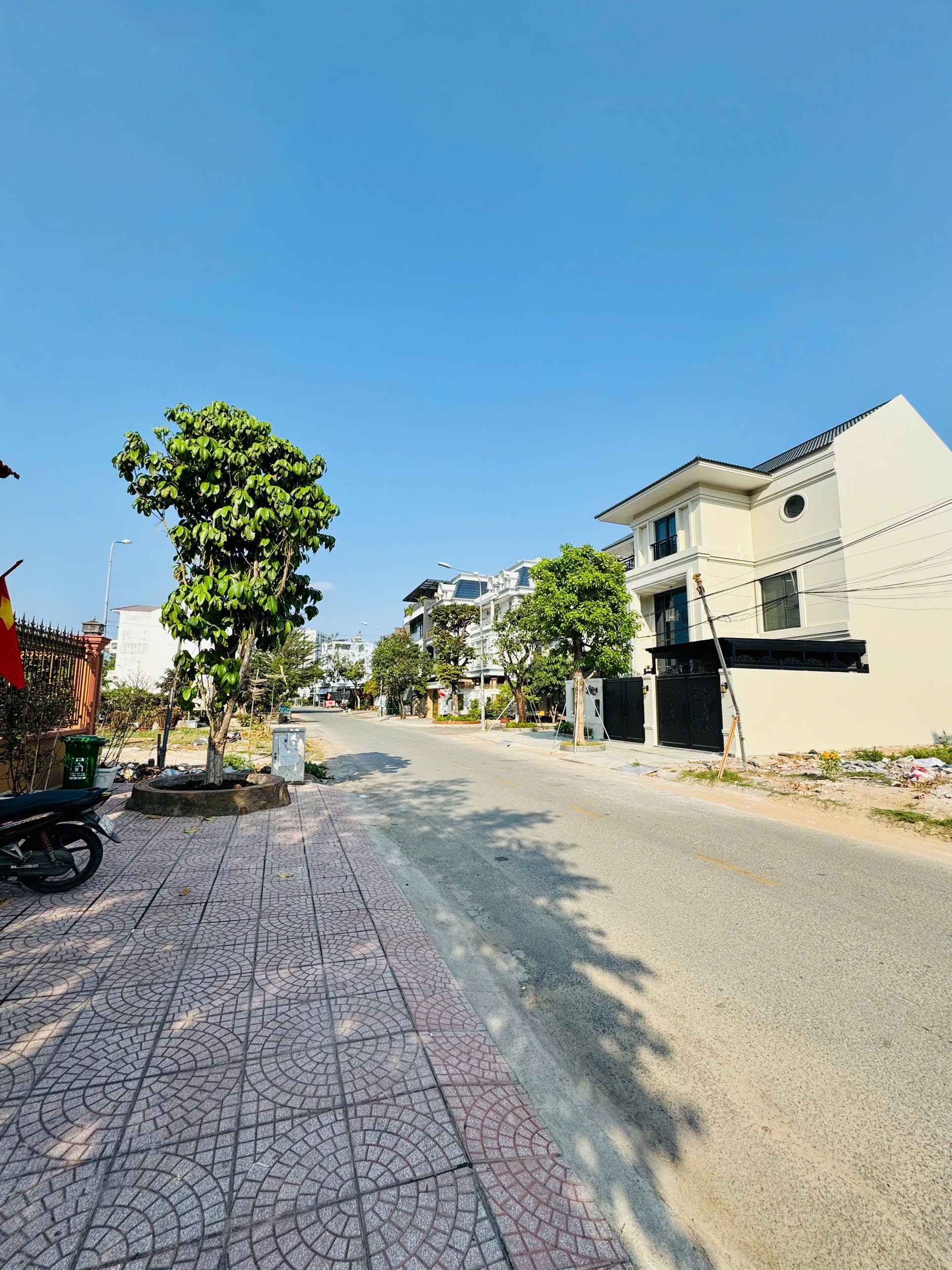 Bán đất đường 51 Bình  Trưng Đông Quận 2 giá 29,9 tỷ