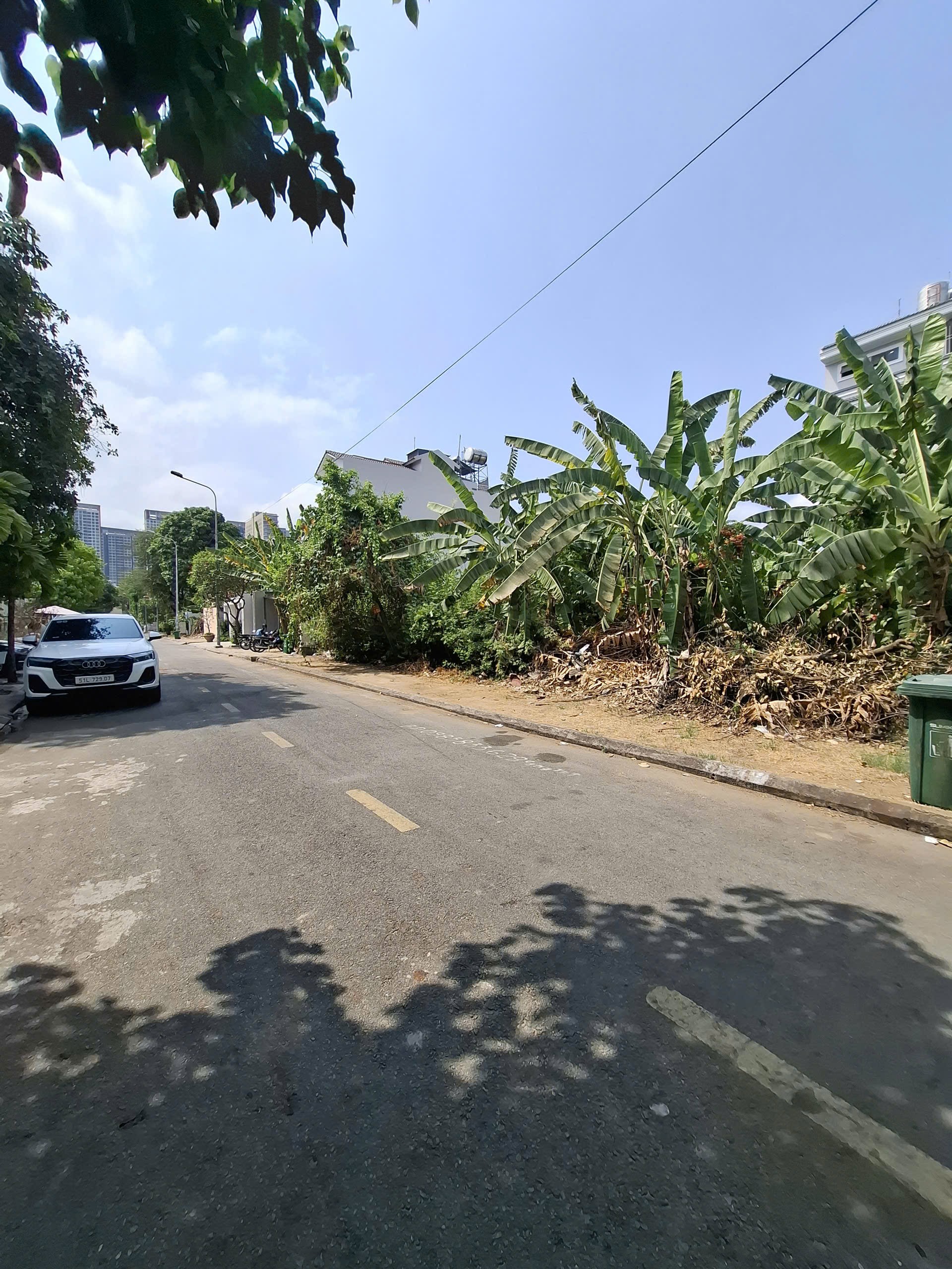 Bán đất mặt tiền đường 49 Bình Trưng Tây Quận 2 giá 42,6 tỷ