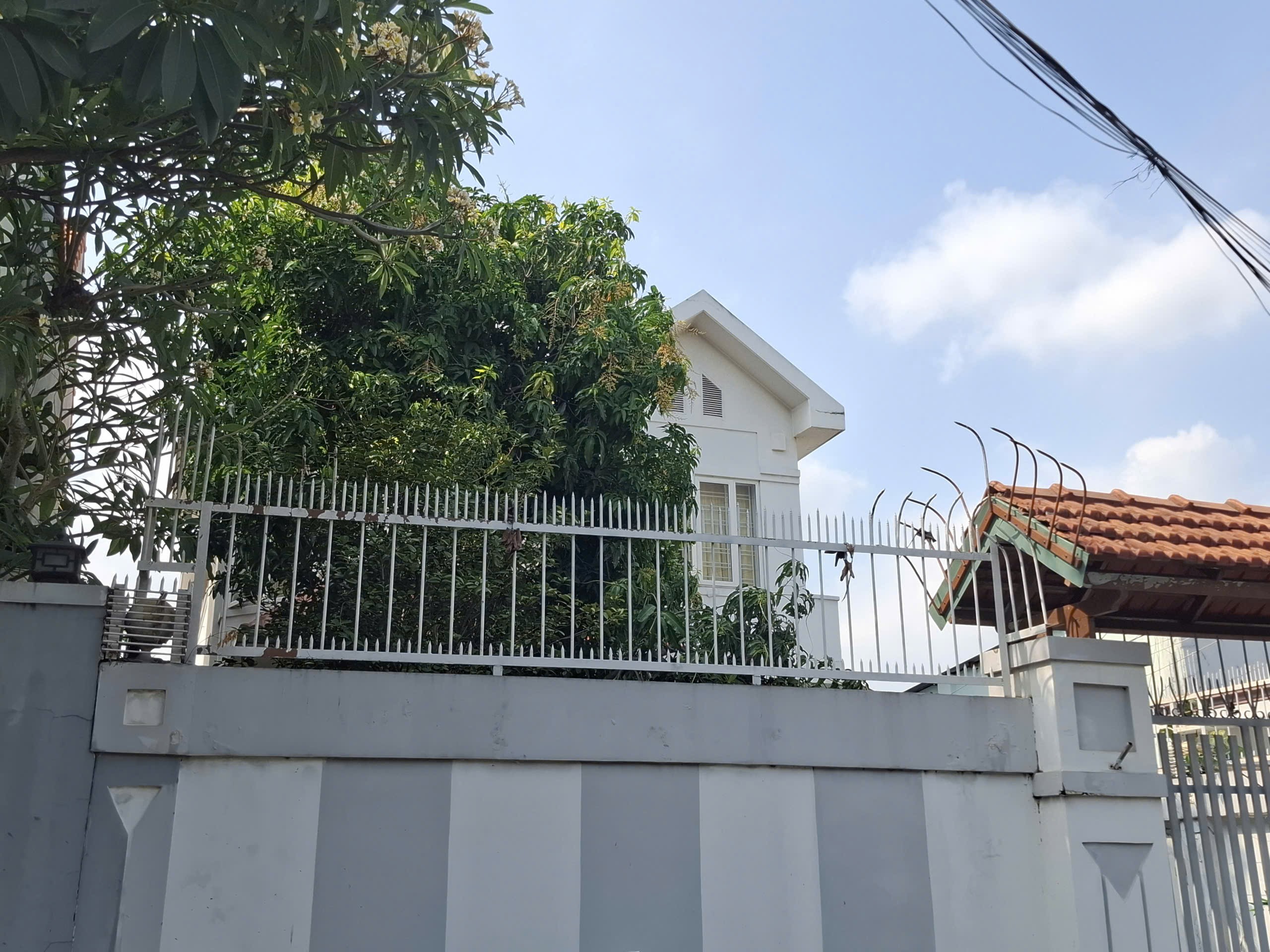 Bán biệt thự đường Tân Lập 2 phường Hiệp Phú Quận 9 giá 45 tỷ
