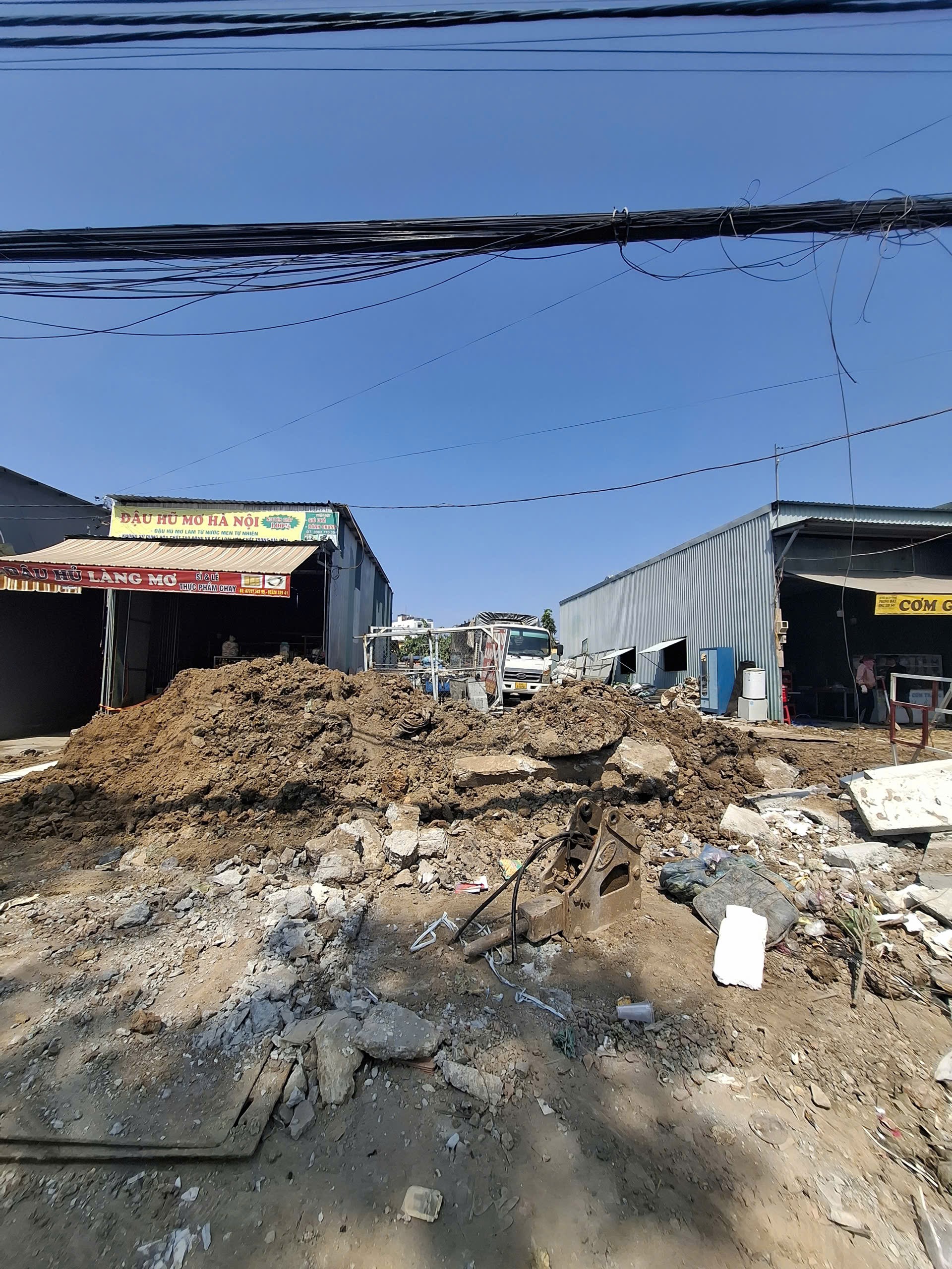 Bán đất mặt tiền Lã Xuân Oai p. Long Trường TP Thủ Đức giá 17,5 tỷ