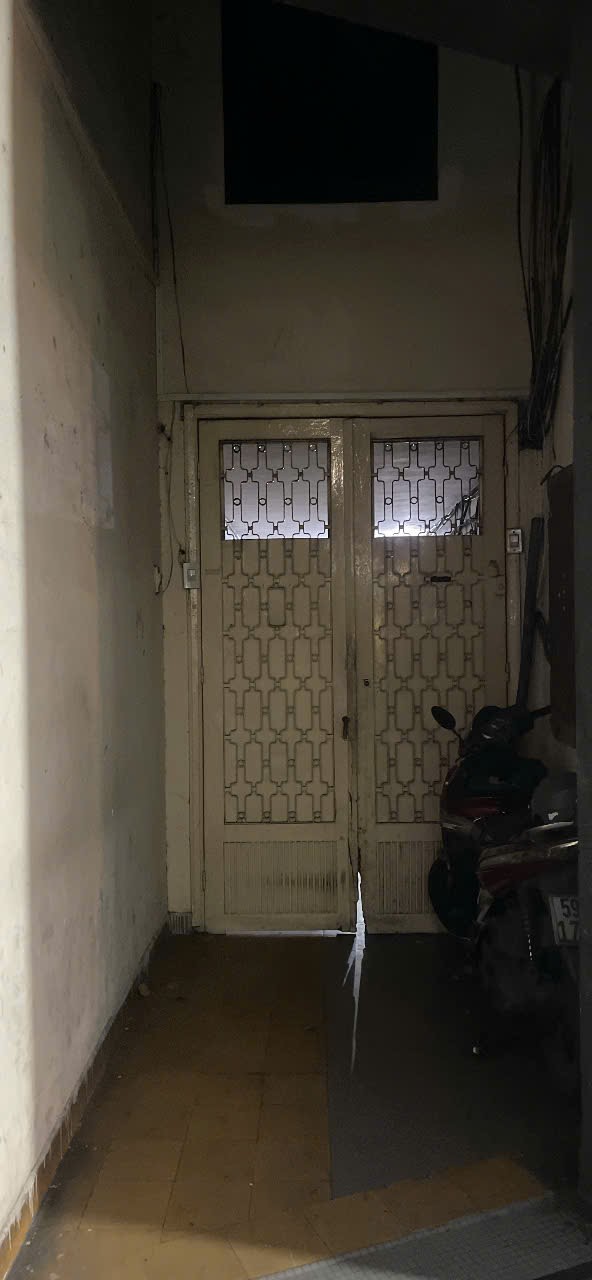 Cho thuê căn hộ chung cư số 5 Nguyễn Thái Bình Quận 1 giá 12 triệu