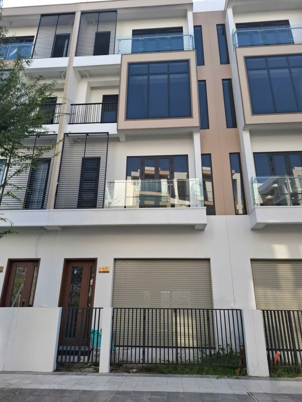 Bán gấp nhà phố T&T City Millennia nhà 4 tầng, DT: 6x20m, giá đầu tư 5,5 tỷ (thương lượng)