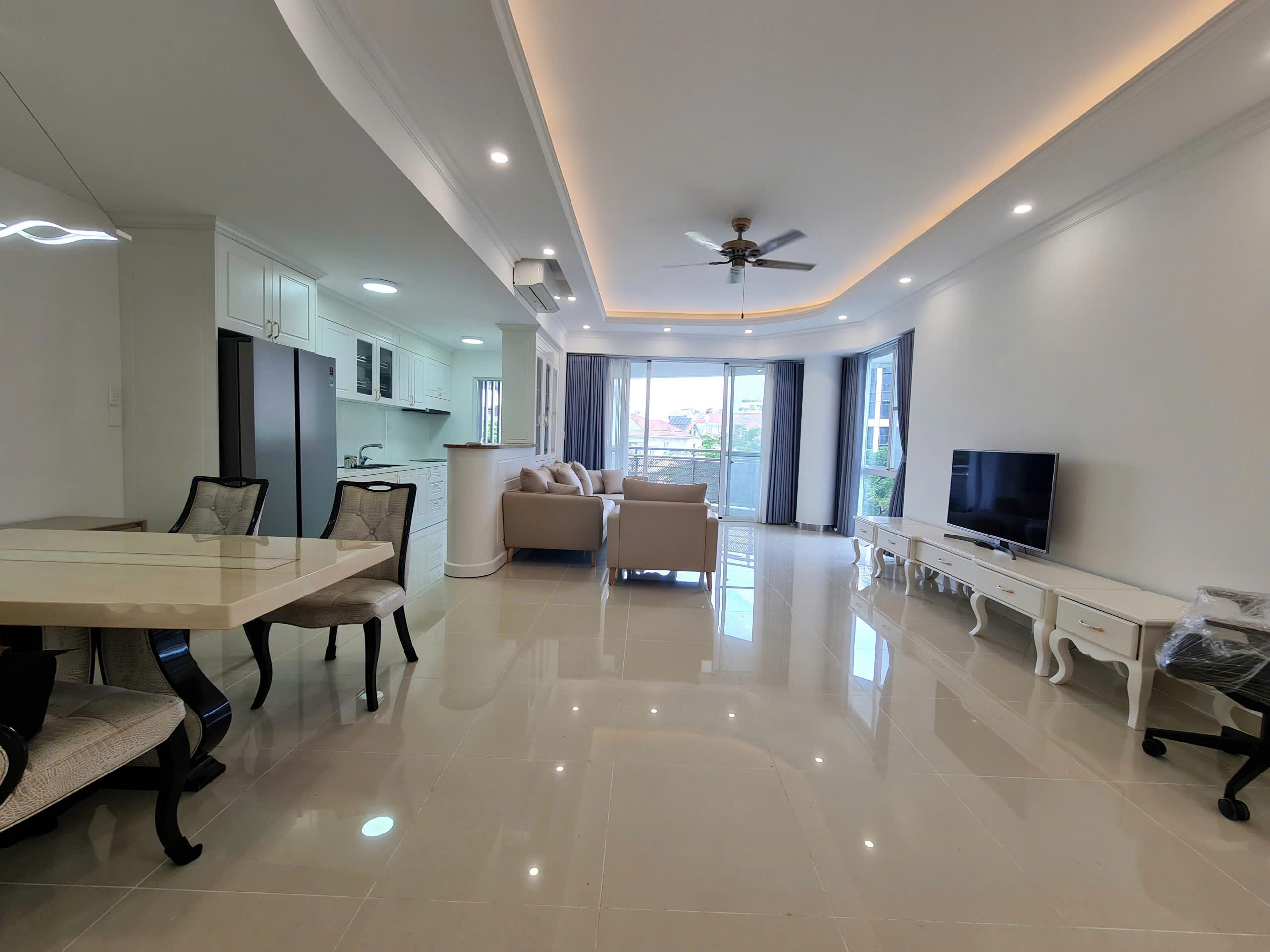 Cho thuê căn hộ Riverpark Residence 3PN giá 35 triệu