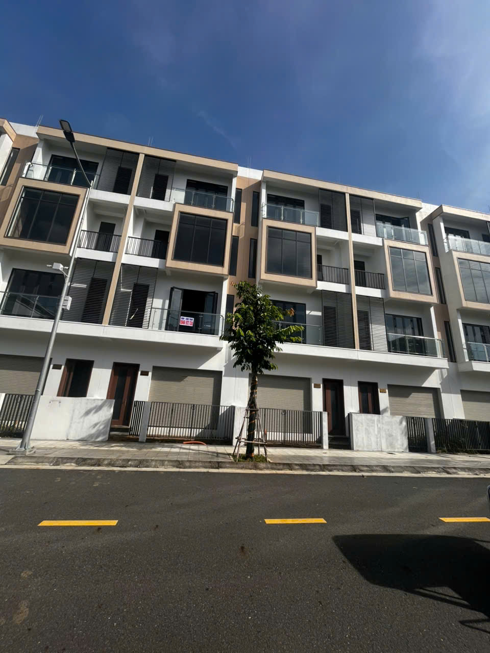 Bán nhà phố DT: 6x18m T&T City Millennia Cần giuộc, Tây Ninh. Bán nhà phố DT: 6x18m T&T City Millennia Cần giuộc, Tây Ninh.