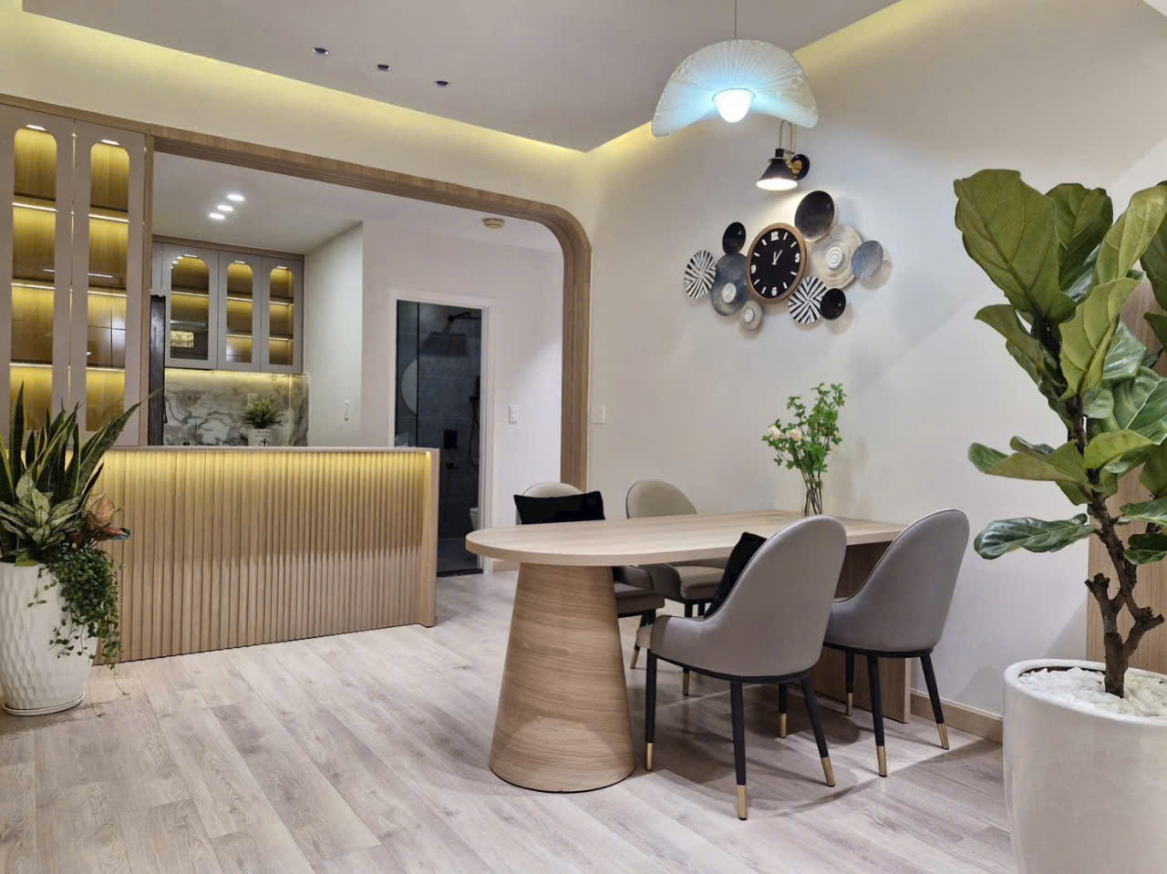 Cho thuê căn hộ cao cấp Park View 3PN, 2WC, nhà và nội thất mới 100%, 