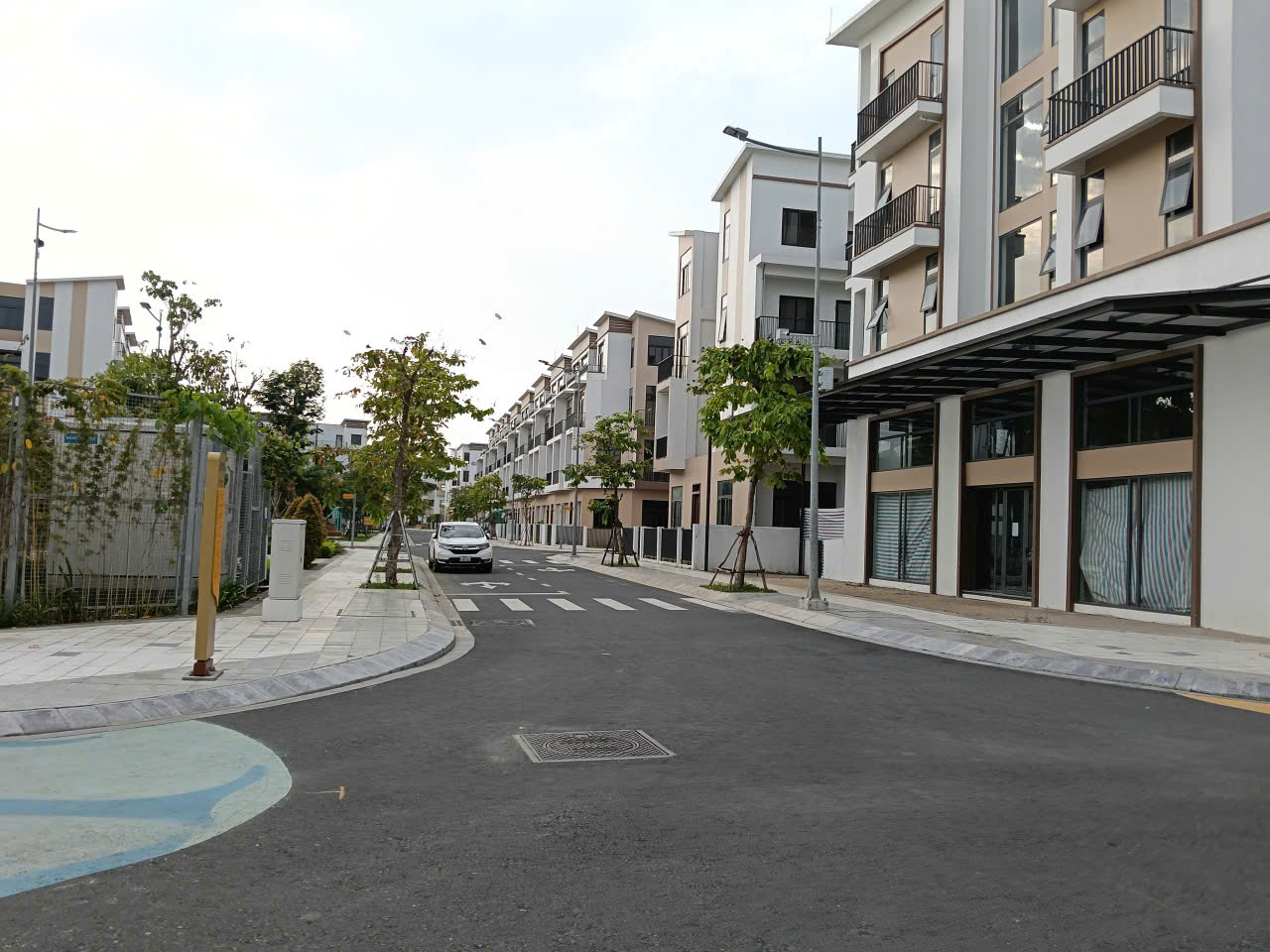 Bán nhanh nhà phố T&T City Millennia 6x20m, trệt, 4 lầu, ô thang máy 