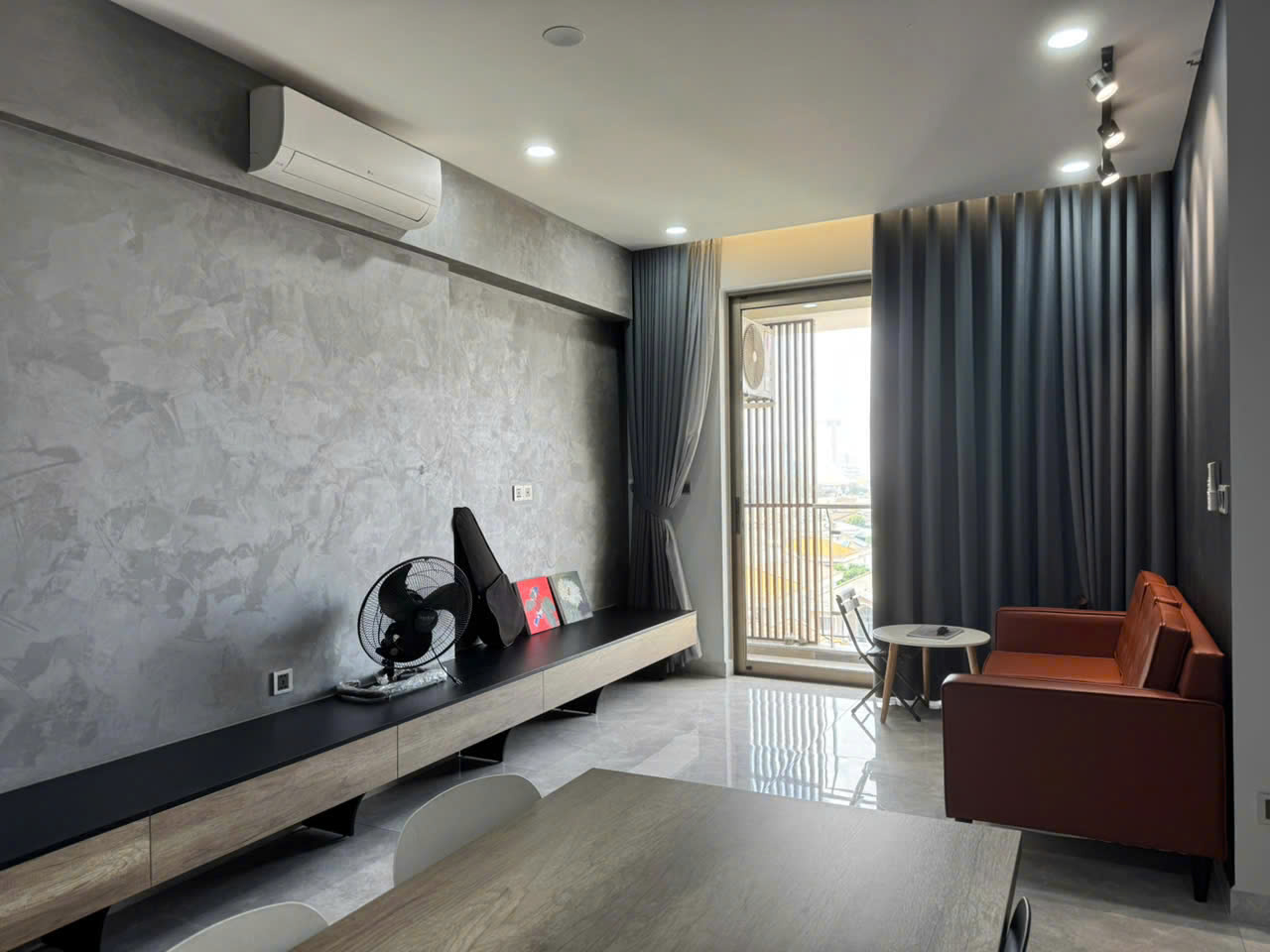 Cần cho thuê nhanh căn hộ cao cấp Midtown Sakura, PMH, Q7 nhà đẹp, giá xinh