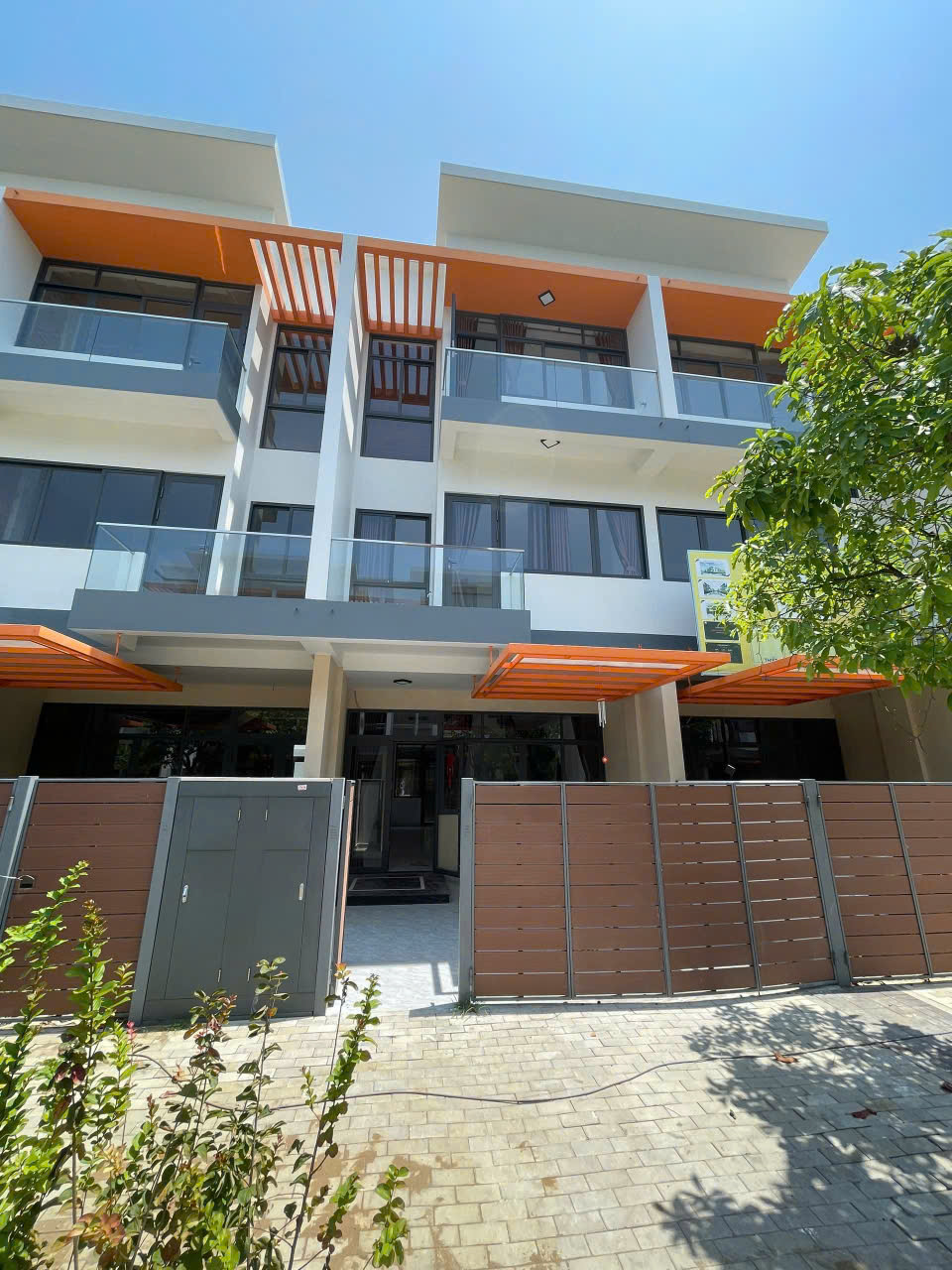 Cần cho thuê nhà phố dự án: Elite Life, DT: 5x16 = 80m2, trệt 2 lầu, giá tốt 