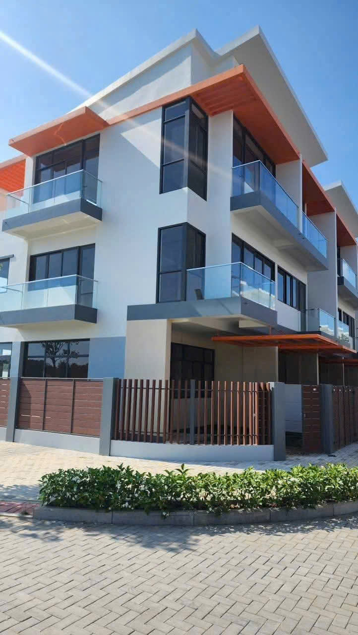 cho thuê nhà nguyên căn góc 2 mặt tiền, nhà mới hoàn thiện, trệt, 2 lầu