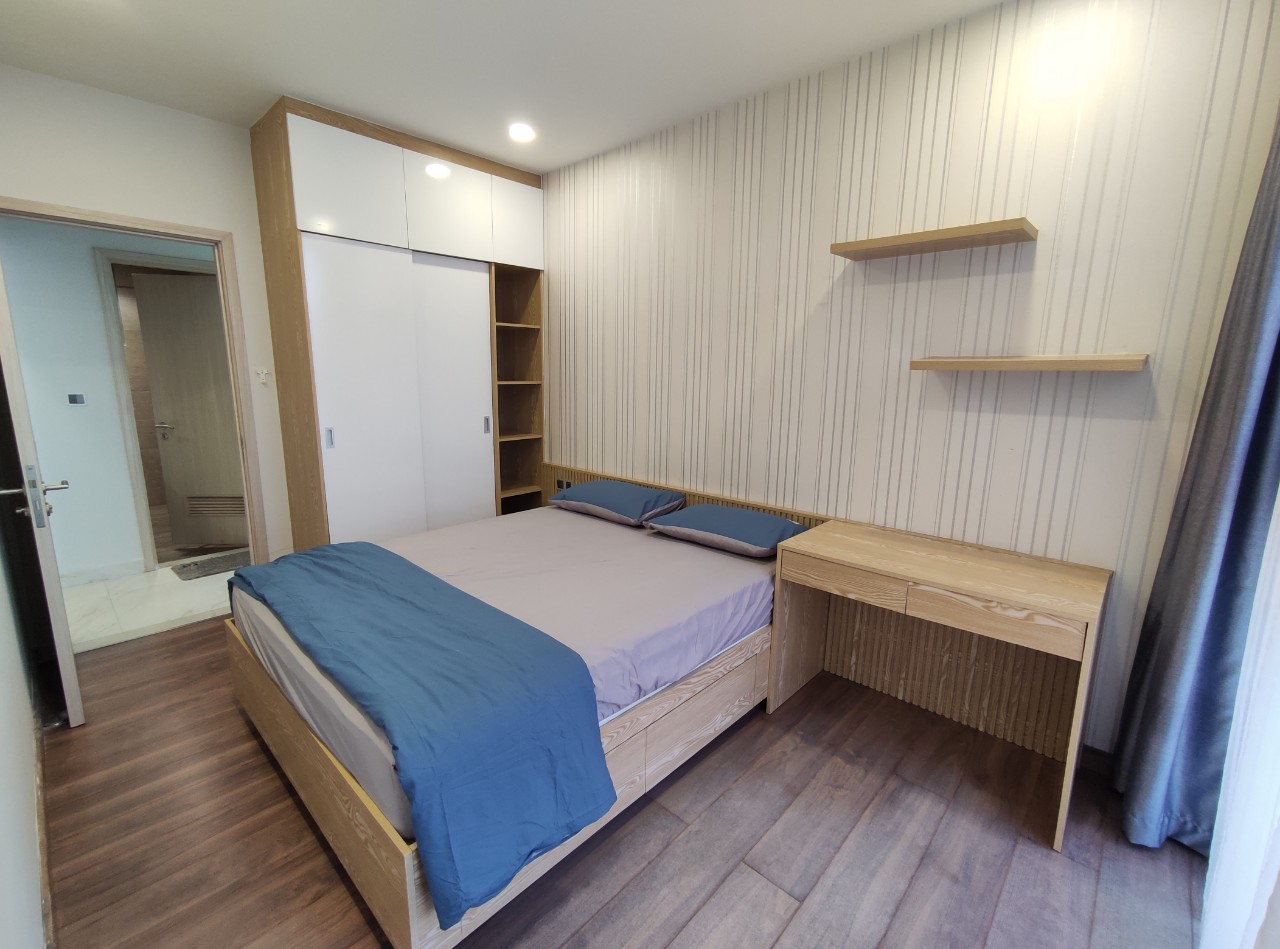 Cần cho thuê gấp căn hộ Midtown - PMH,Q7 , nhà đẹp, giá siêu rẻ