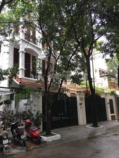 Biệt thự trung tâm quận Đống Đa giá 68 tỷ DT 220m2 mặt tiền 8m xây 4 tầng Thang máy nội thất Biệt thự trung tâm quận Đống Đa giá 68 tỷ DT 220m2 mặt tiền 8m xây 4 tầng Thang máy nội thất