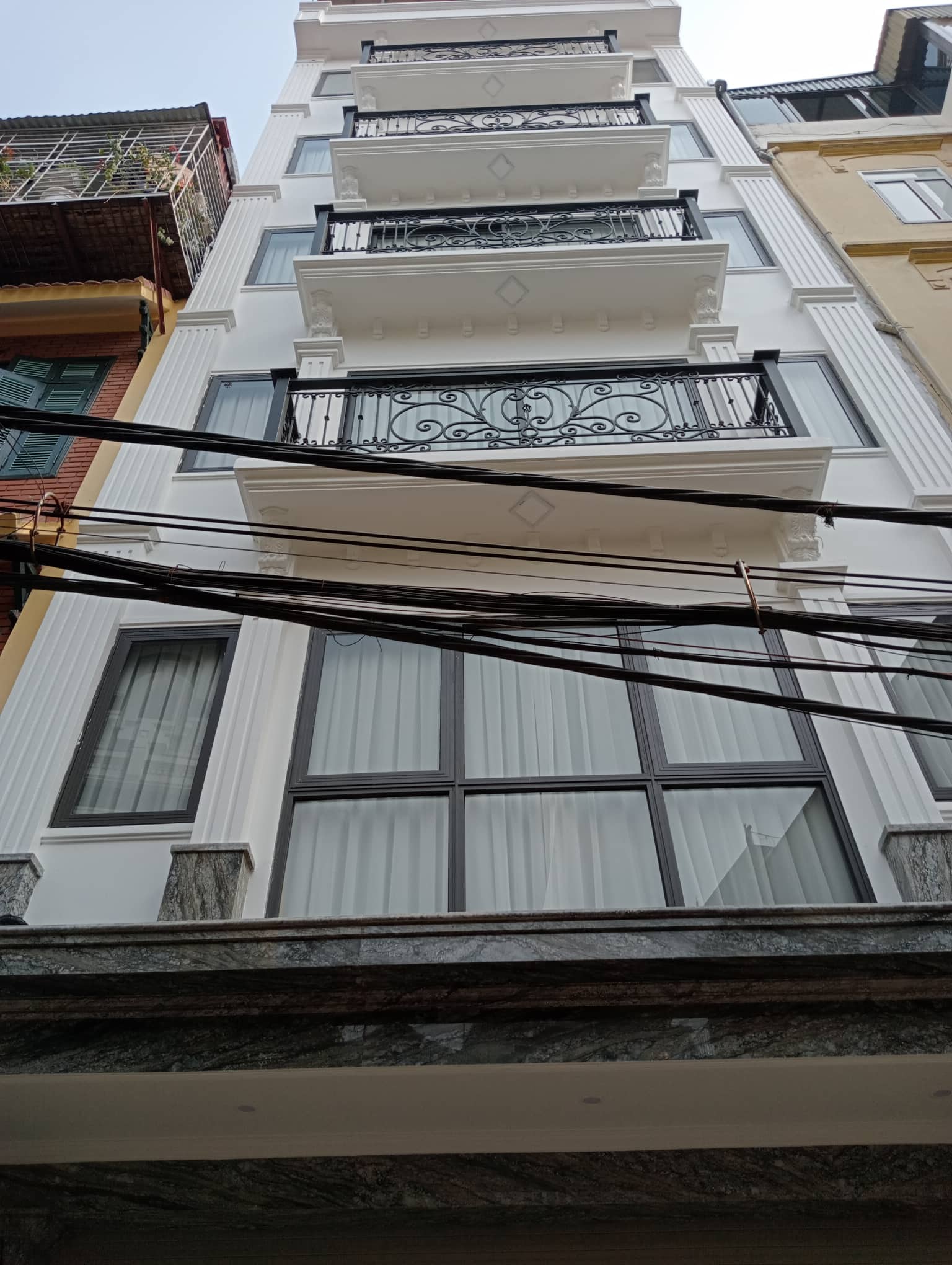 bán gấp căn nhà 69 mặt phố Nguyễn Phong Sắc, Trần Thái Tông, Cầu Giấy, diện tích 60 m²giá 38 tỷ 