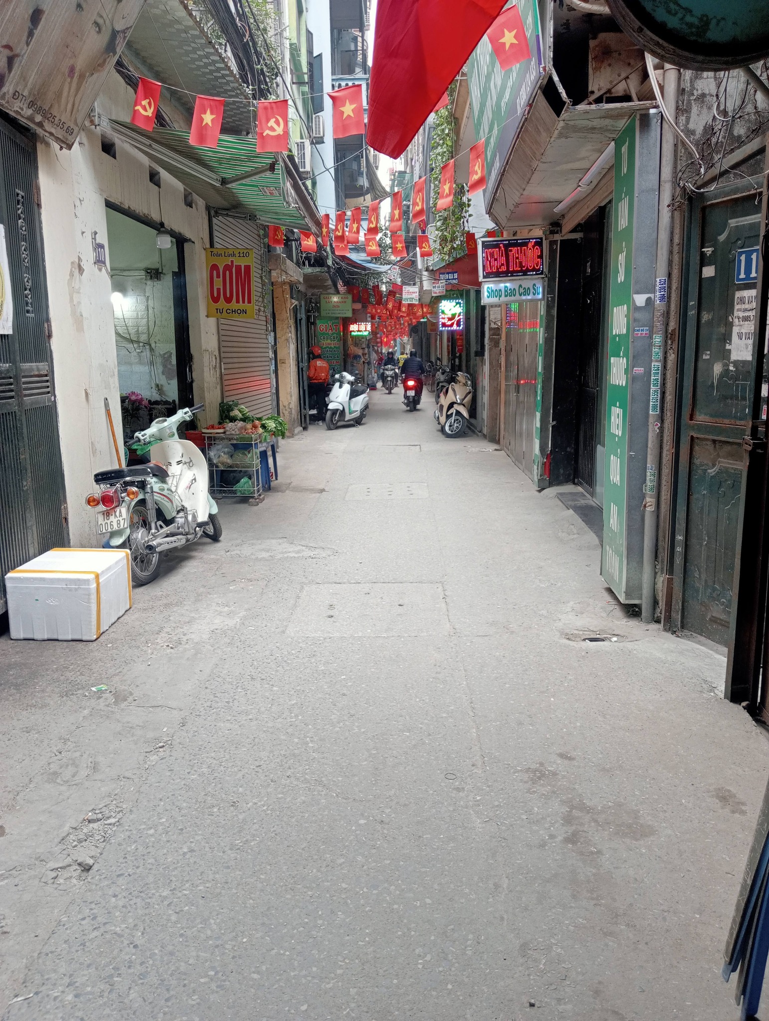 Chính chủ bán nhà số 20 ngõ Đường Quan Hoa. CẦU GIẤY.Giá Bán Gấp Còn 13,55 tỷ. Diện Tích 37m²