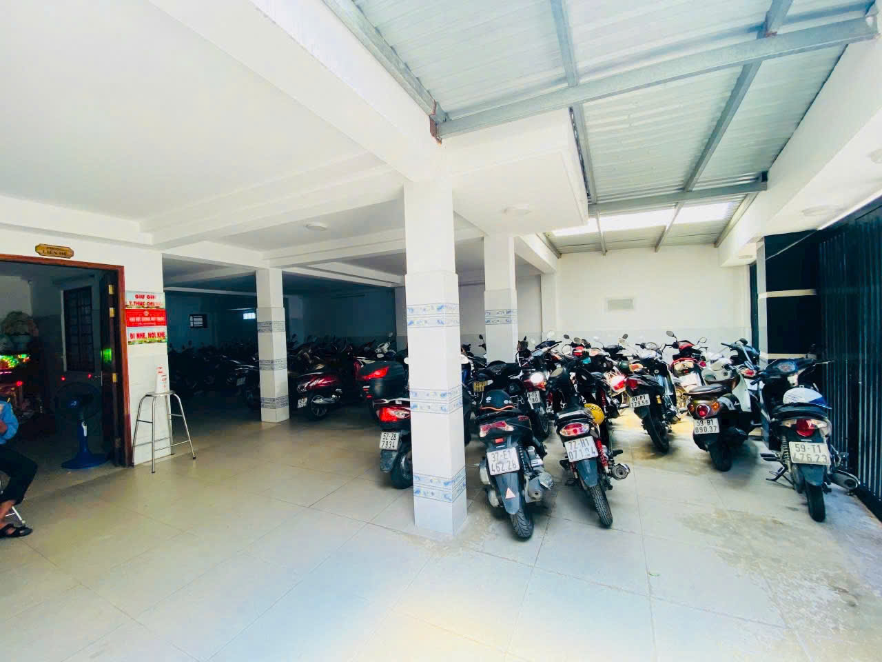 Bán tòa nhà căn hộ dịch vụ Nguyễn Thị Định, 7 tầng, đang khai thác ổn định