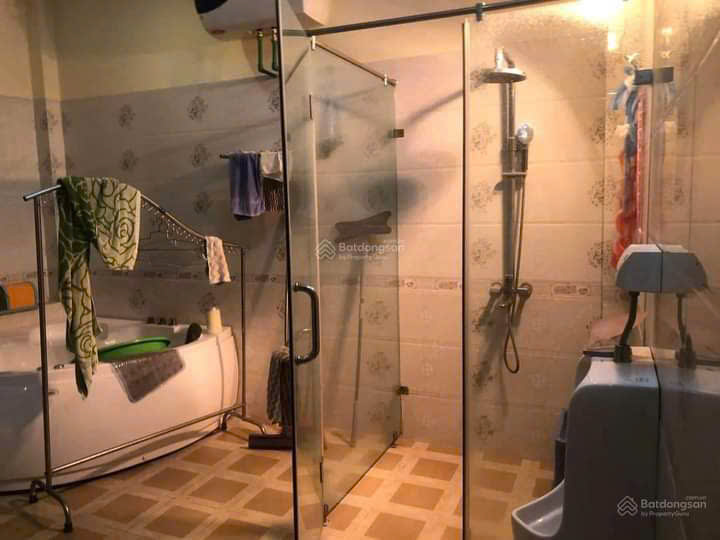 Chính chủ cần bán gấp nhà phố Mạc Thái Tổ 55m2 xây 5,5 tầng,mặt tiền 4 m,2 mặt thoáng 22,6ty