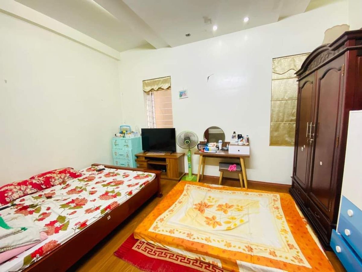 Bán nhà phân lô ngõ 131 phố Thái Hà dt 125 m2 x 4 t mặt tiền 5,5m ngõ thông giá 39,5 tỷ